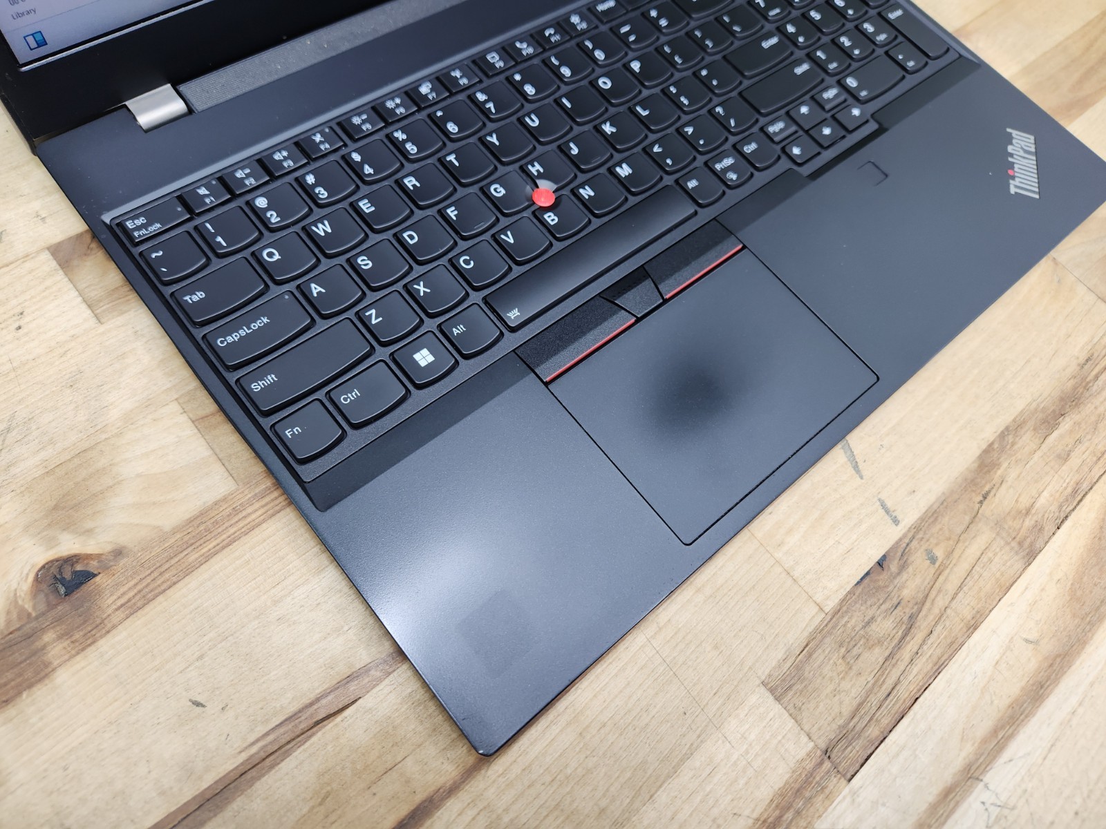 Lenovo ThinkPad P15V Gen 1 15.6″ FHD i7-10875H 2.30GHz 32GB RAM Windows 11 Pro ~