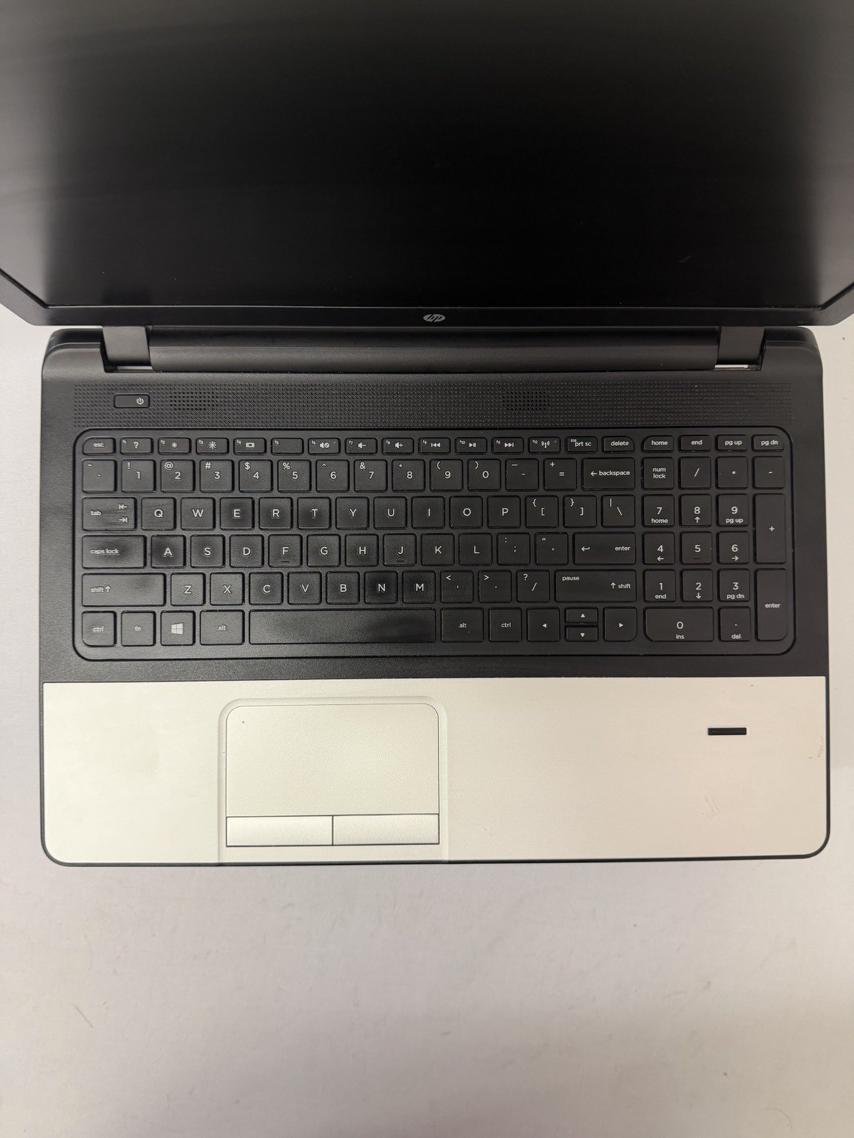 HP Laptop 355 G2 – Good Screen – AMD A6-6310 – RAM 8 GB – Read Des