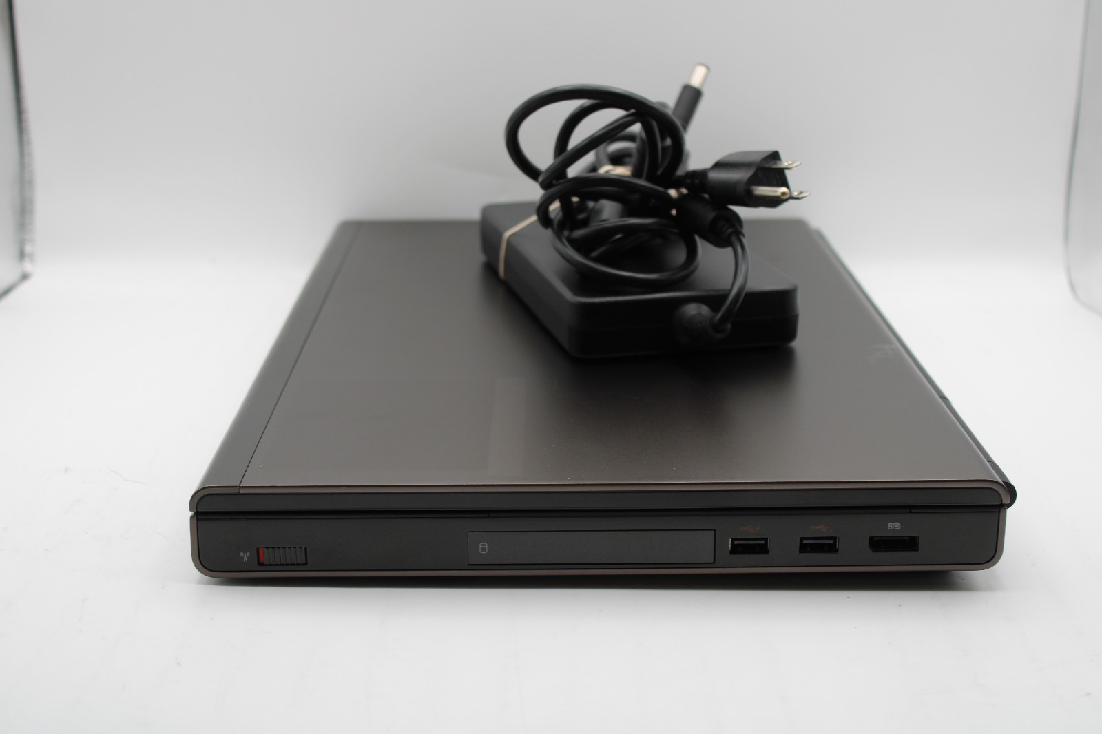 Dell Precision M6700 _ i5-3340M _ 4GB RAM _ AMD FirePro _ No SSD/OS/Boot *PARTS