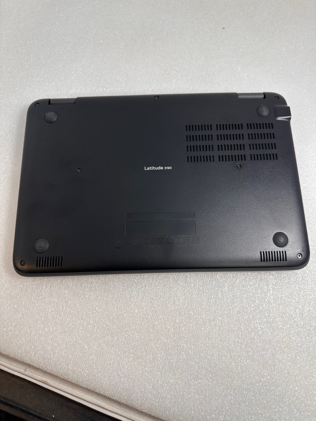 Dell Latitude 3190 Computer 11.6″ Intel Pentium N5030 Pro 8gb ram 128PCIe no OS