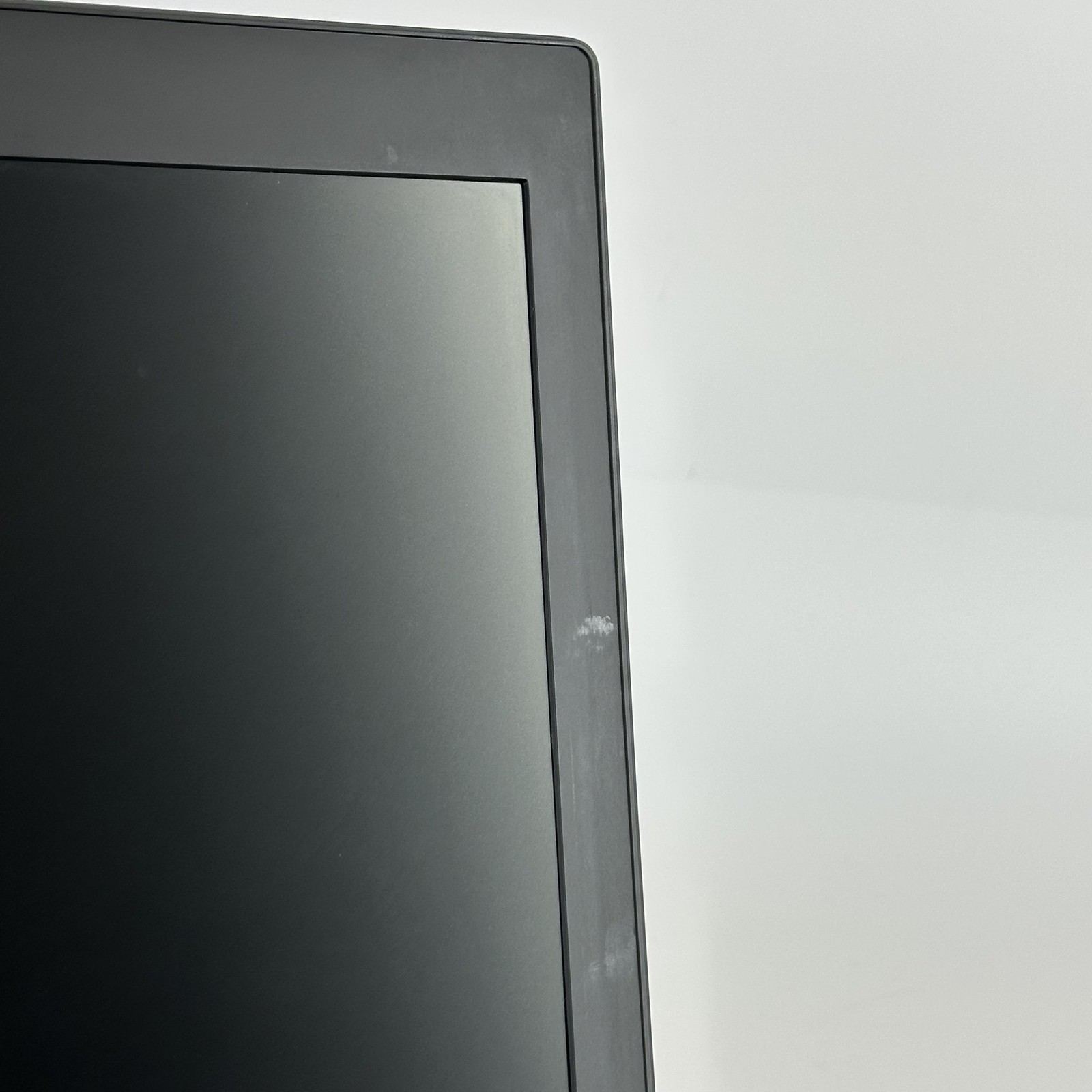 HP ZBook 15 G6 Gray FHD i7-9850H 2.60GHz 16GB 512GB SSD NVIDIA Quadro T2000 Good