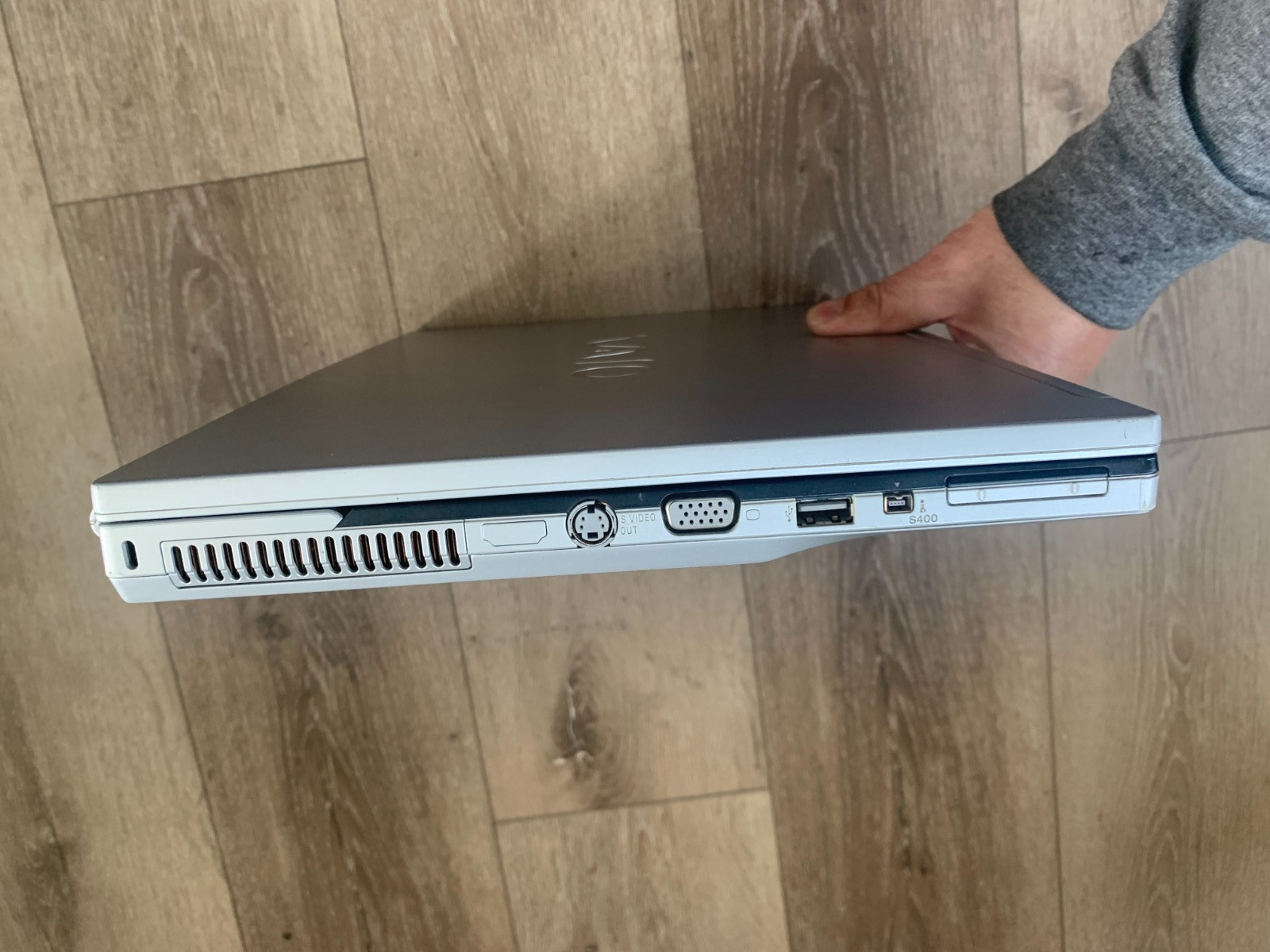 Sony PCG-3A4L VGN-FZ320E 15.4″ Intel Core 2 Duo T5450 166GHz 2GB Ram 120GB HDD