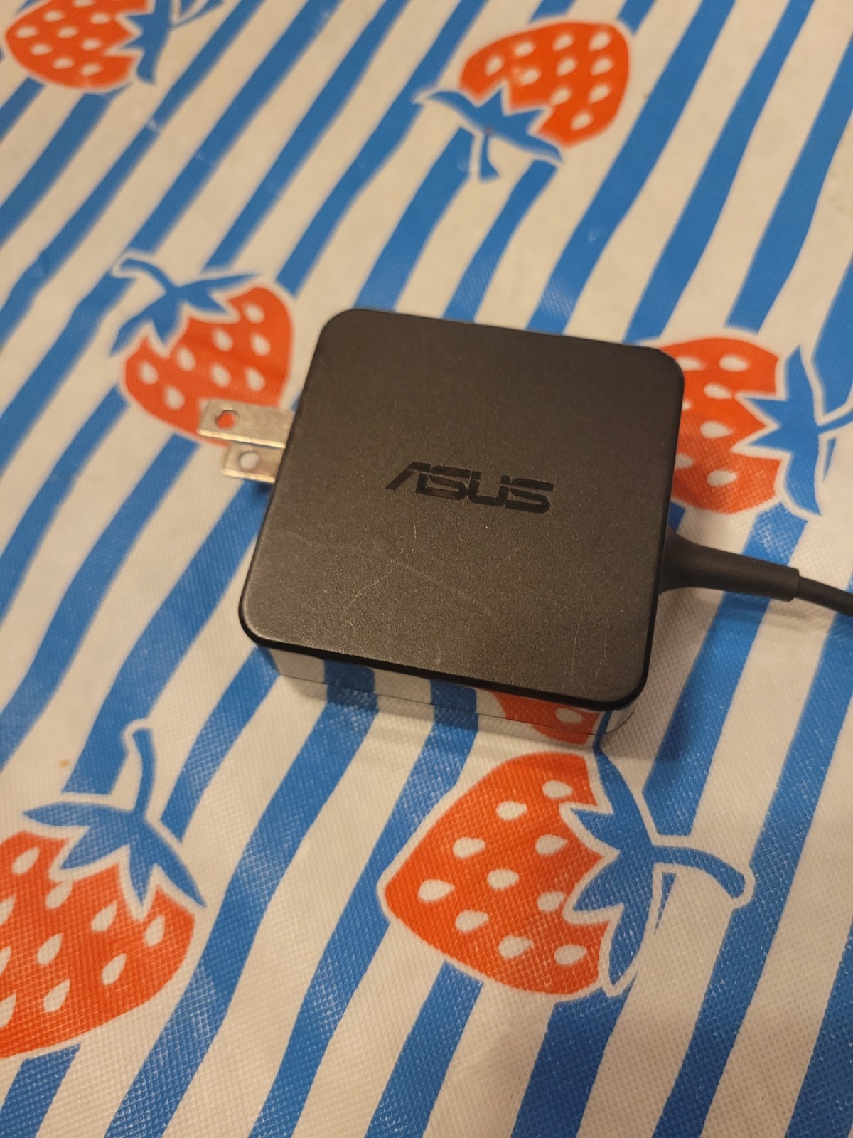ASUS Eeebook X205TA 11.3in. (32GB, Intel Atom, 1.33GHz, 2GB) Notebook/Laptop…