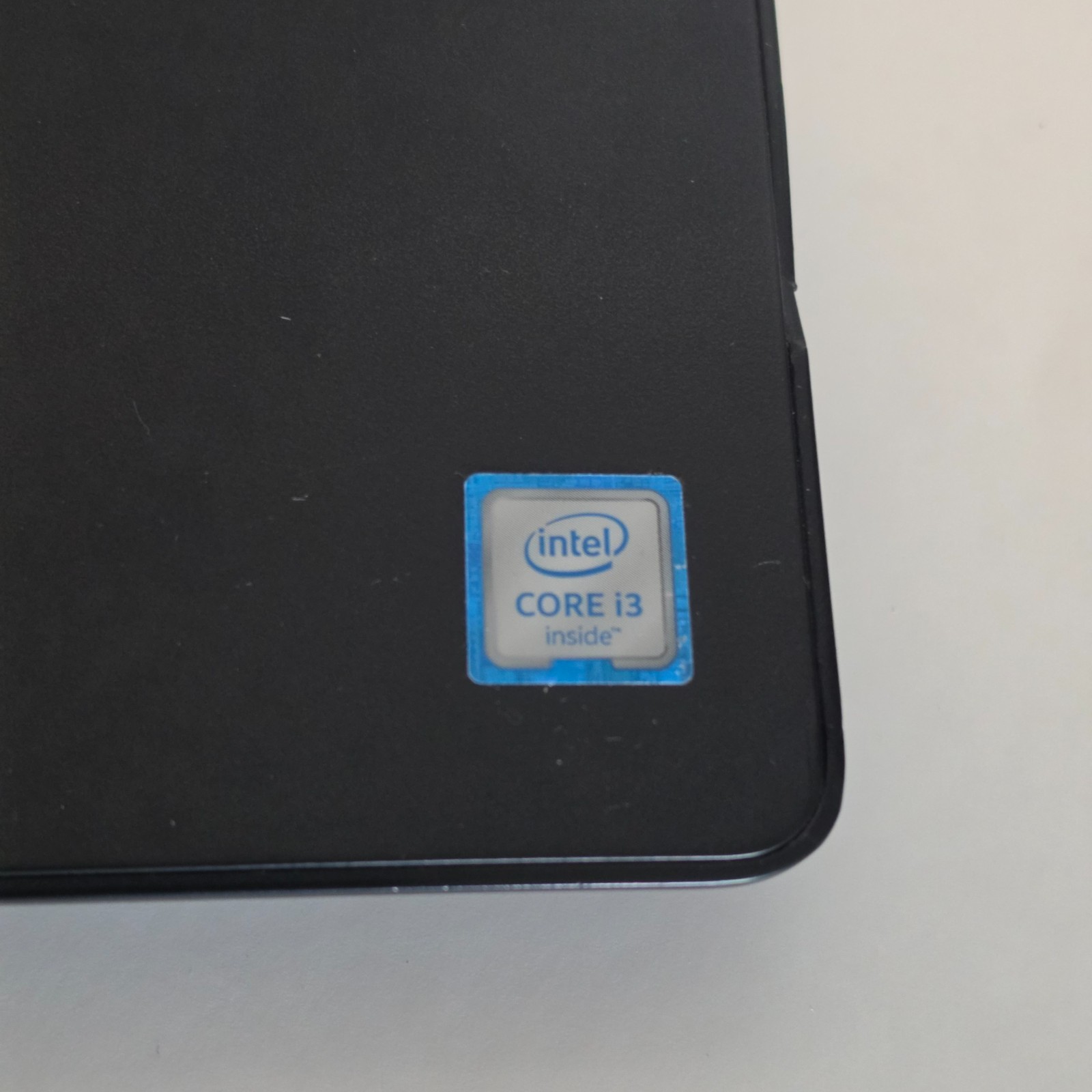 Dell Latitude 3590 Laptop PC | Intel Core I3-6006U 2.00GHZ | 8GB Ram | No HDD A5