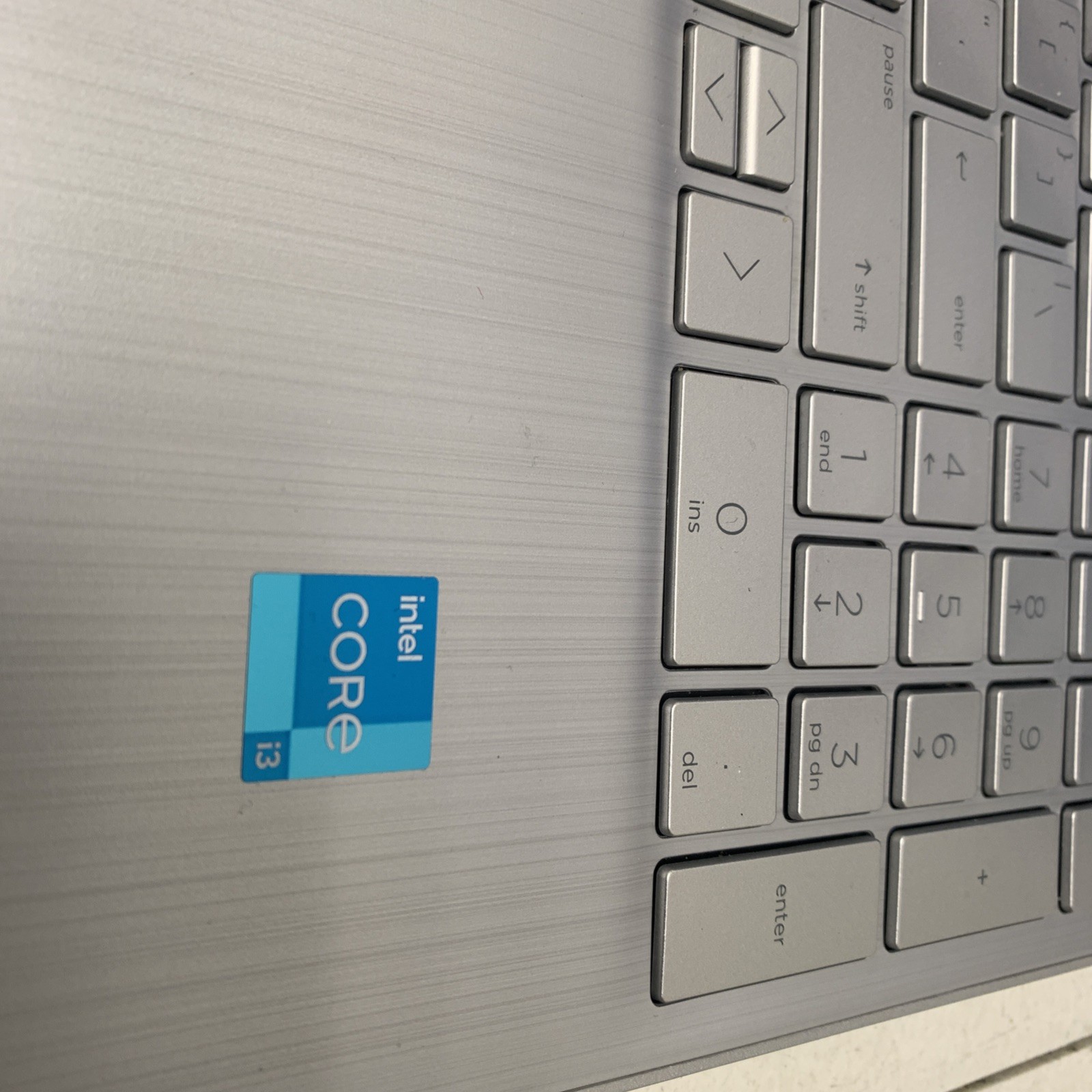 HP 15-Dy2xxx 15.6″ FHD Intel i3-1125G4 2.0 GHz 8GB 256GB SSD Wind 11 Home