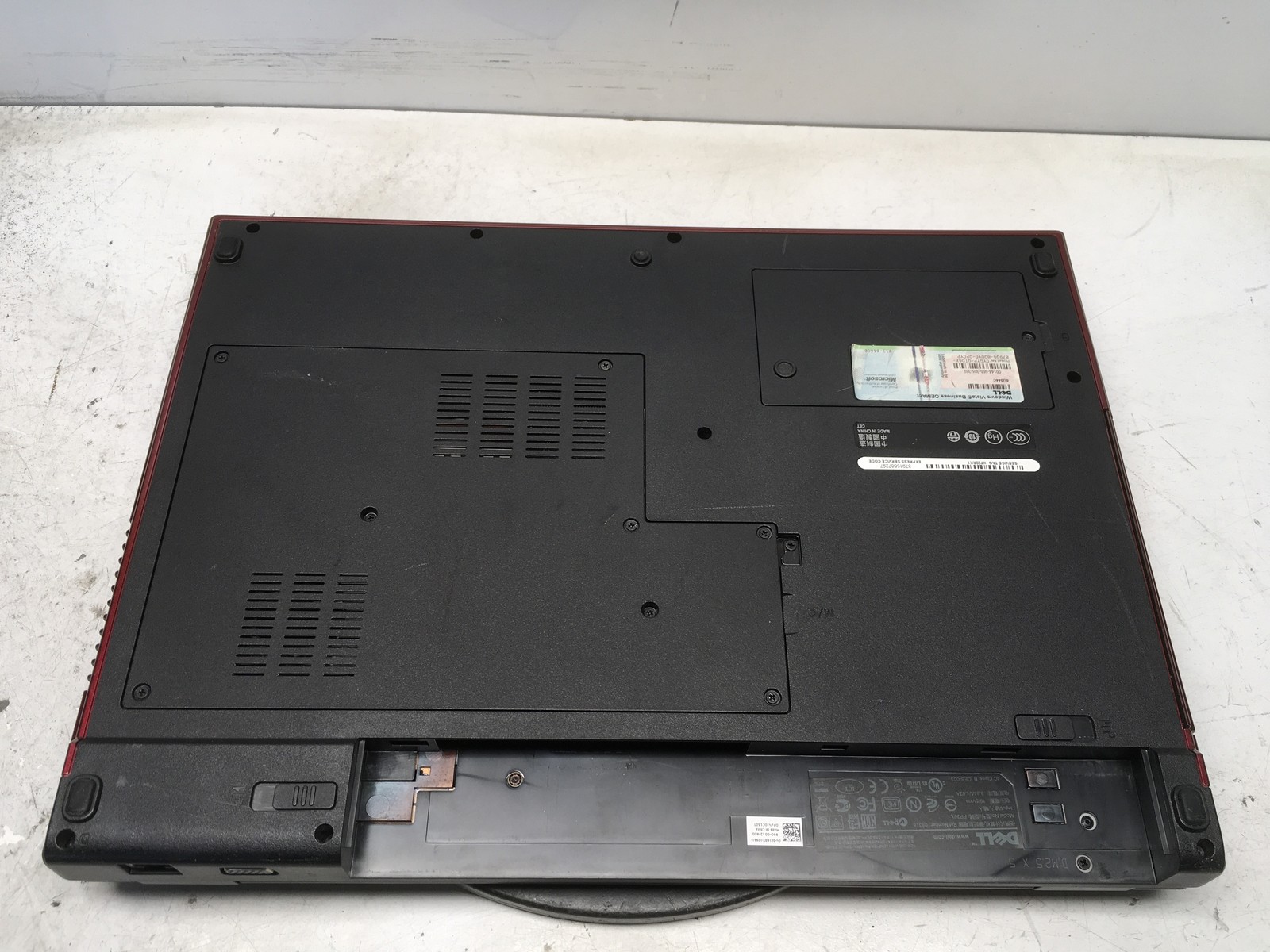 Dell Vostro 1720 Intel Core 2 Duo P7570 2.26GHz 4 GB NO HDD No Batt