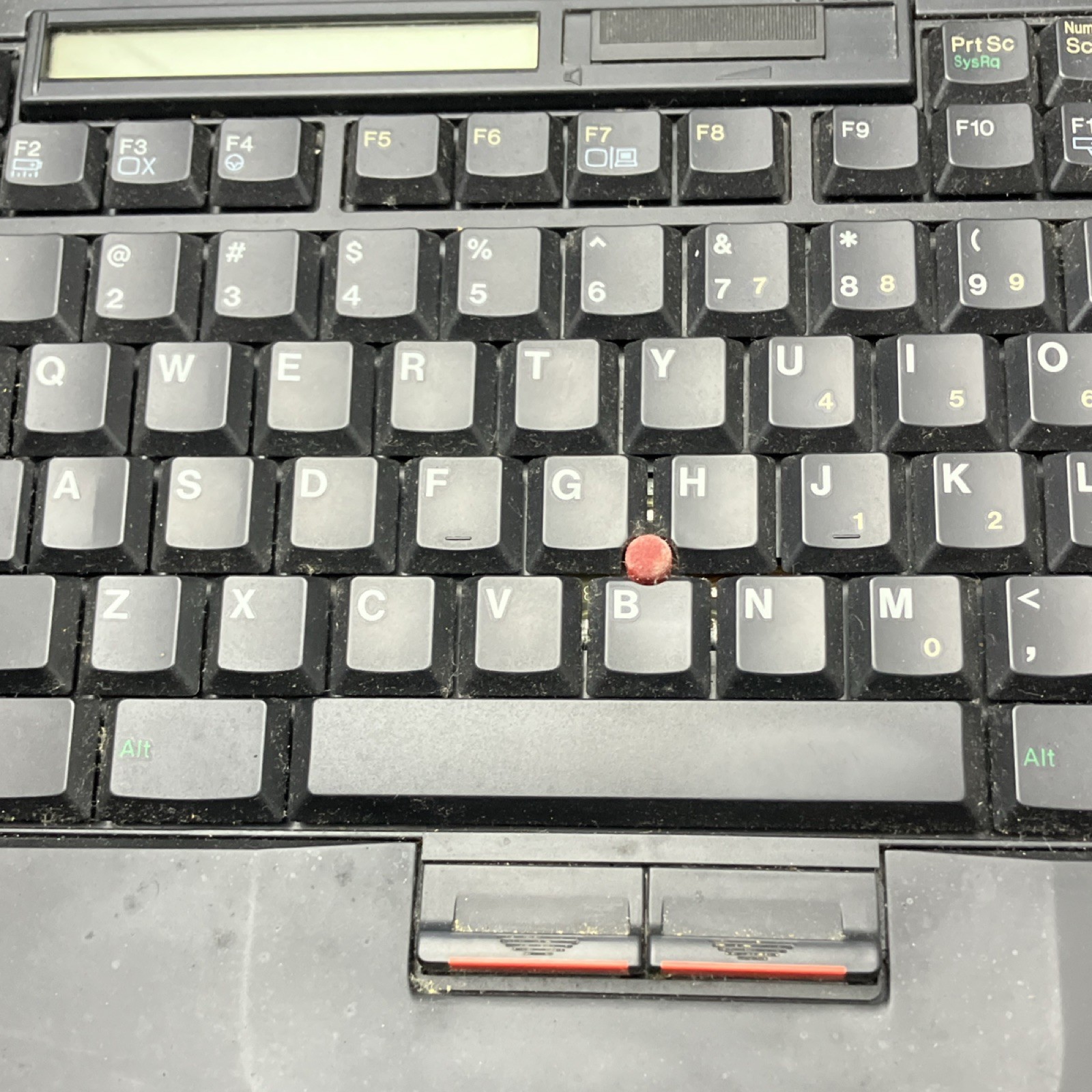 IBM ThinkPad 760EL 12.1in Pentium 120MHz 8MB 1GB HDD Parts/Repair
