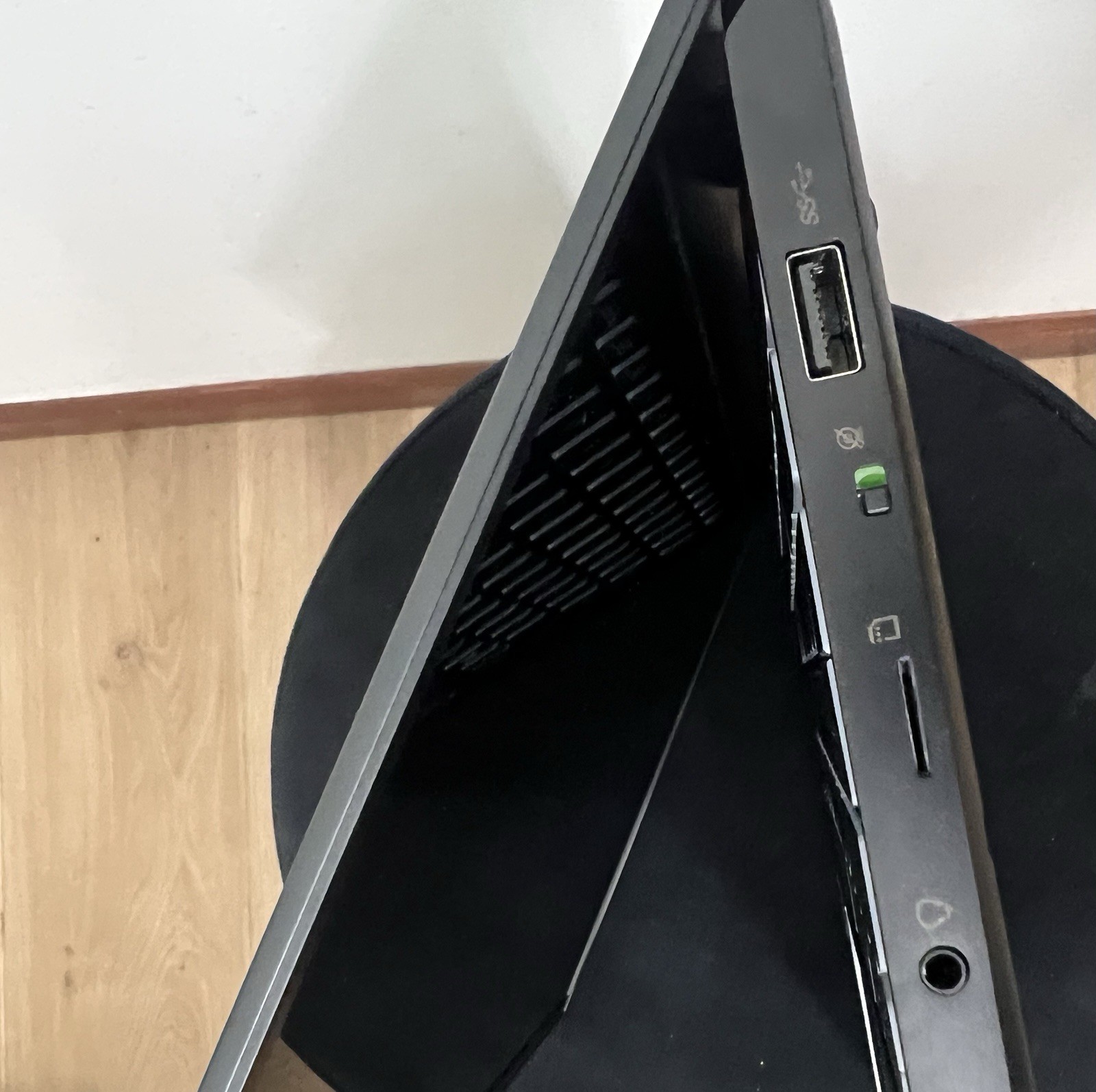 MSI Summit E14 Evo A12M i7-1280P 16GB RAM 1TB SSD Win11 Pro Intel Evo