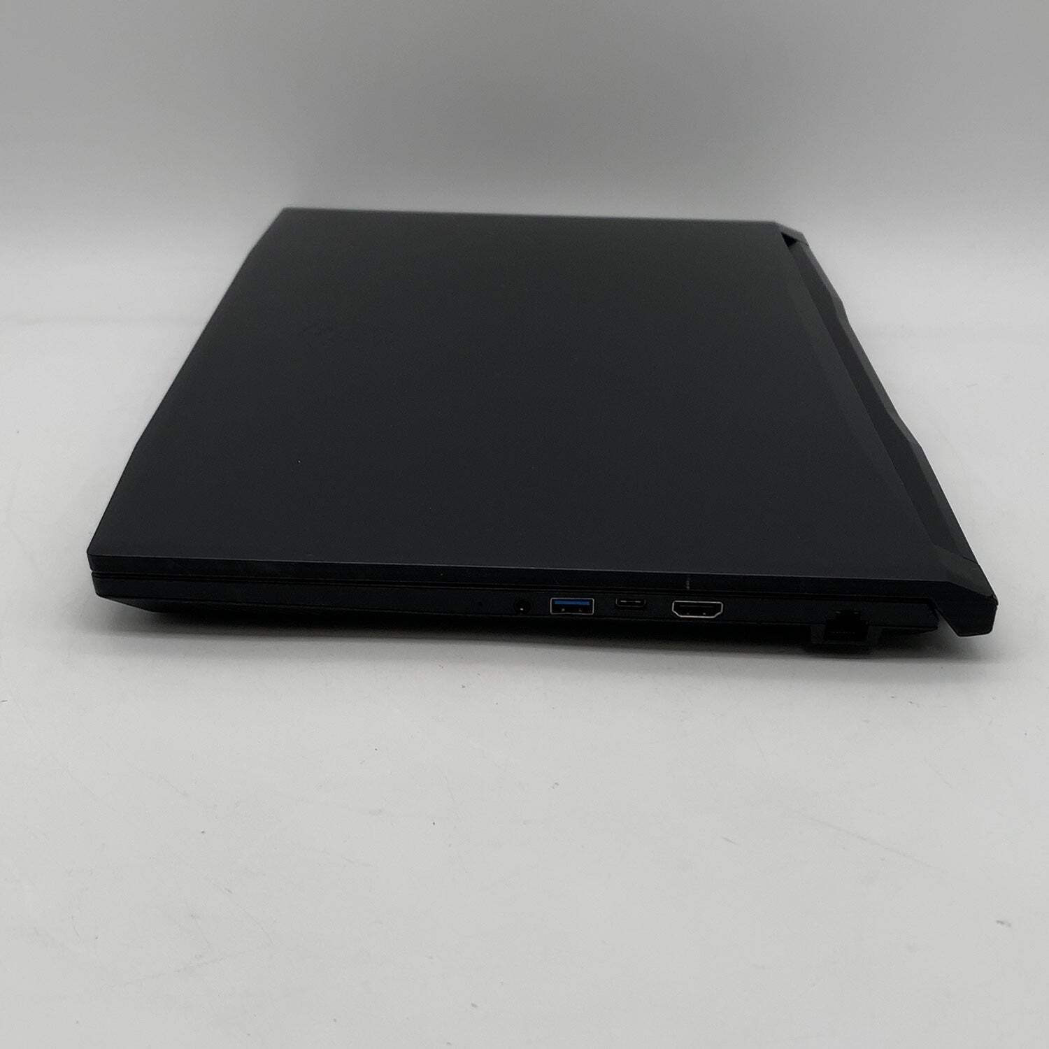 MSI Katana GF76 12UE 17.3″ i7-12700H 2.7GHz 16GB RAM 512GB SSD GeForce RTX 3060