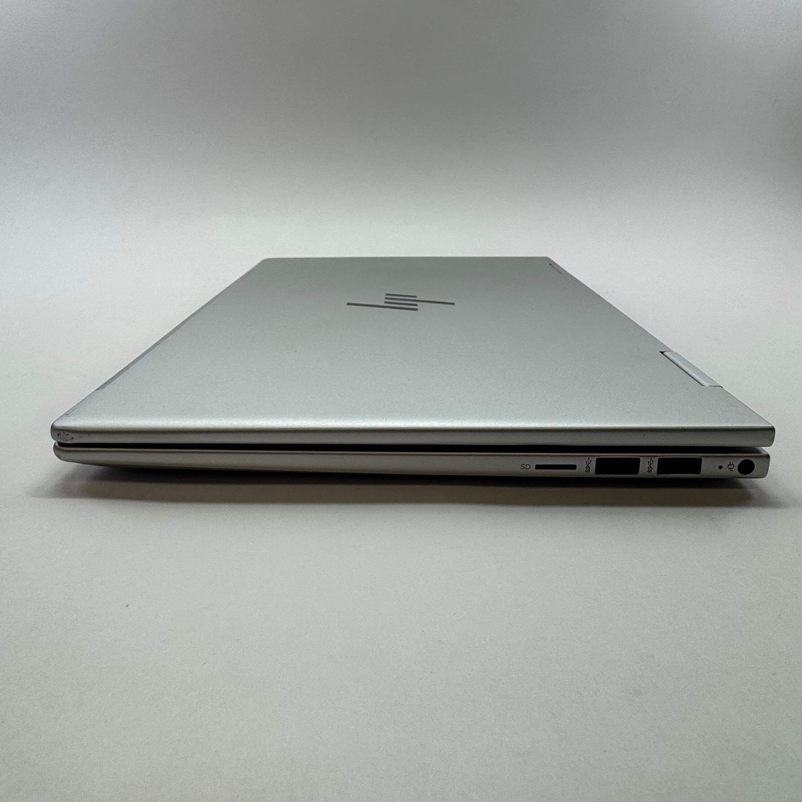 HP Envy x360 2 in 1 Laptop AX211NGW 14″ Core 7 150U 1.8GHz 16GB RAM 1TB SSD w/ c