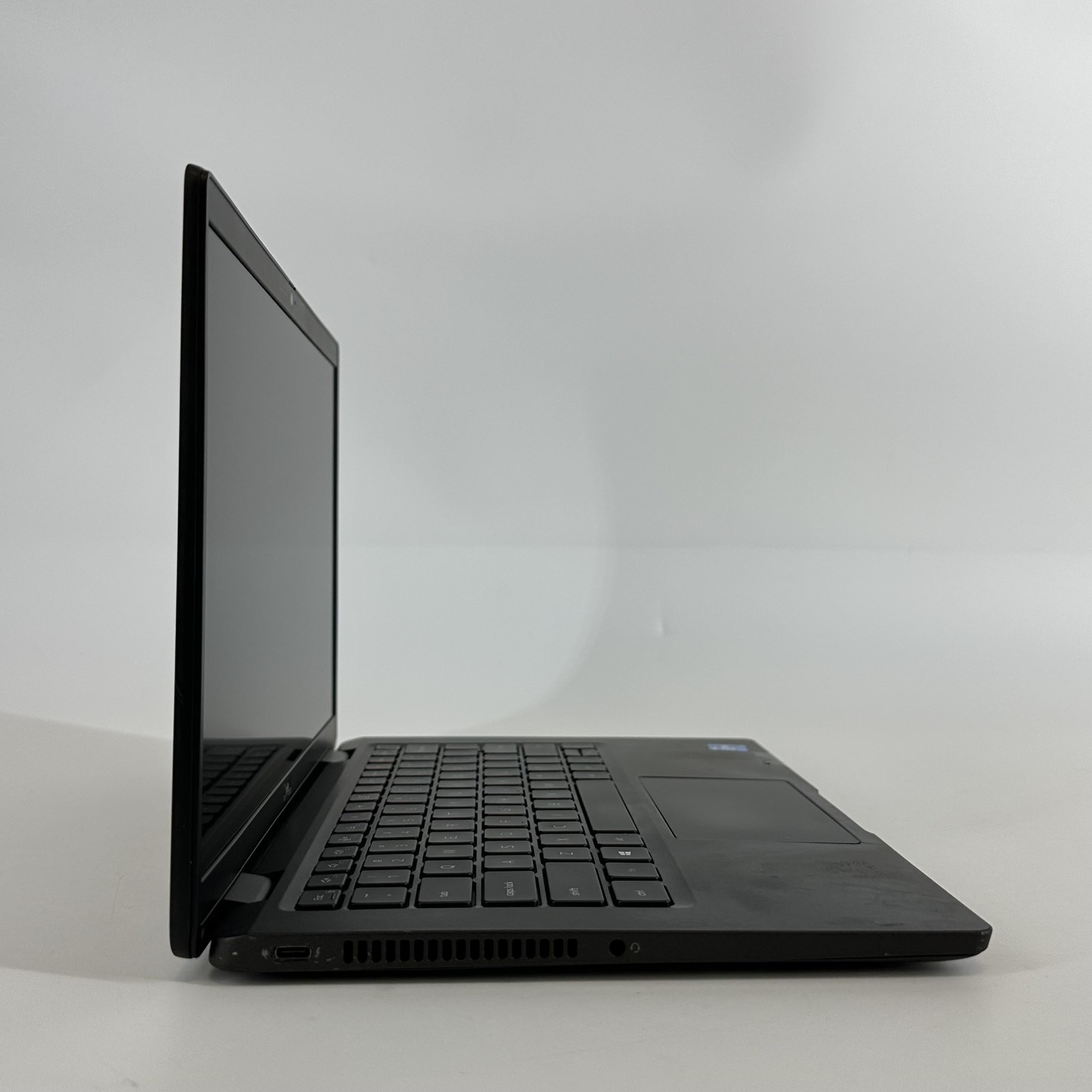 Dell Latitude 7320 13.3 FHD i5-1145G7 2.60GHz 8GB 256GB SSD Good