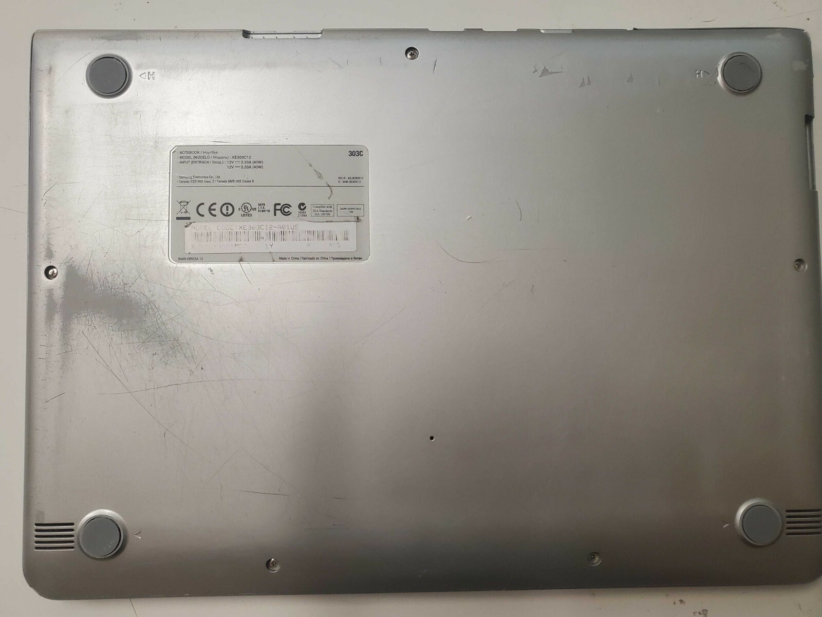 Samsung XE303 C12 Chromebook 11.6 1.7GHz, 2GB Ram, 16GB SSD, working condition