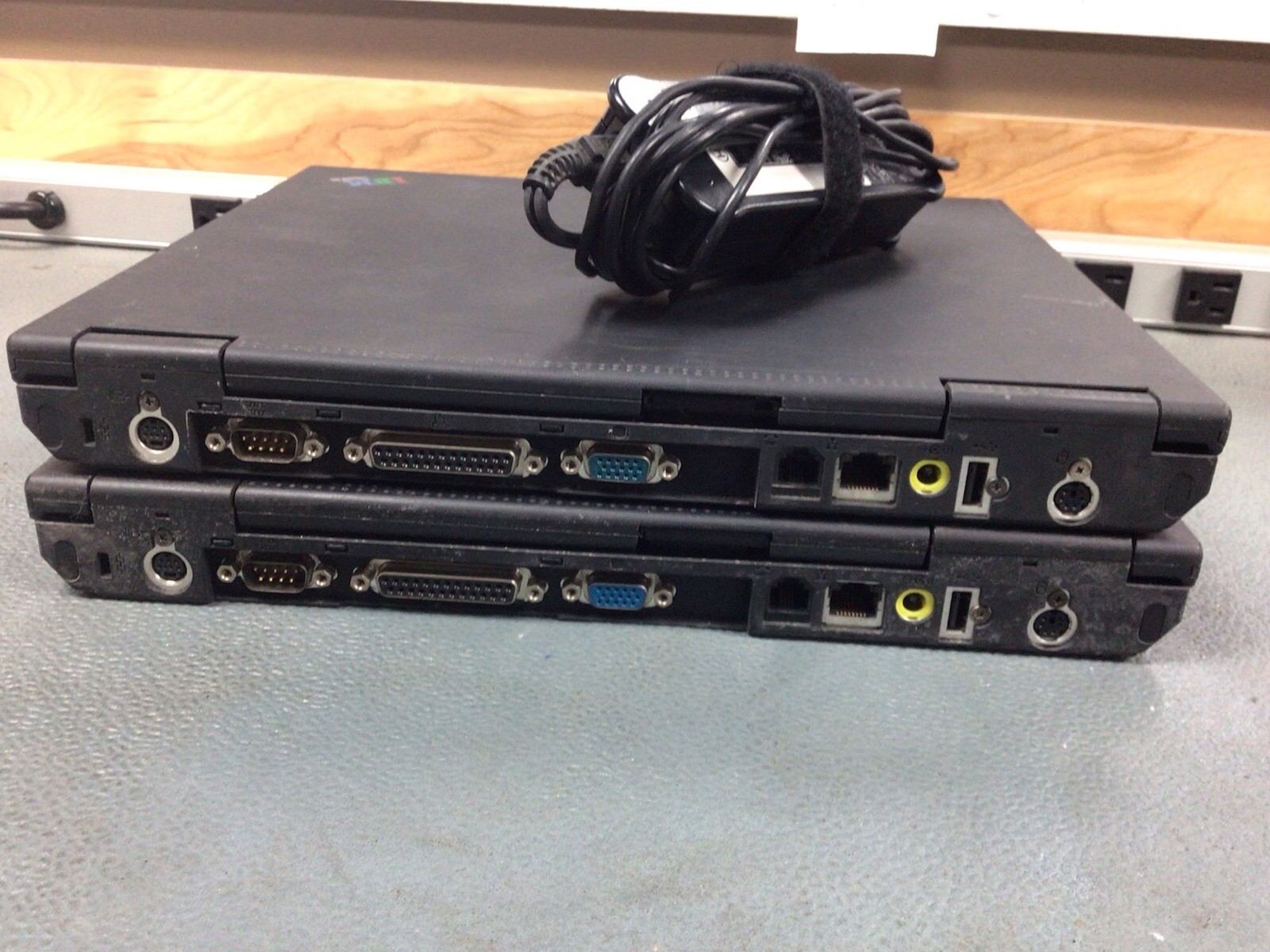 Lot 2x Vintage IBM ThinkPad T20 Series AS IS For Parts