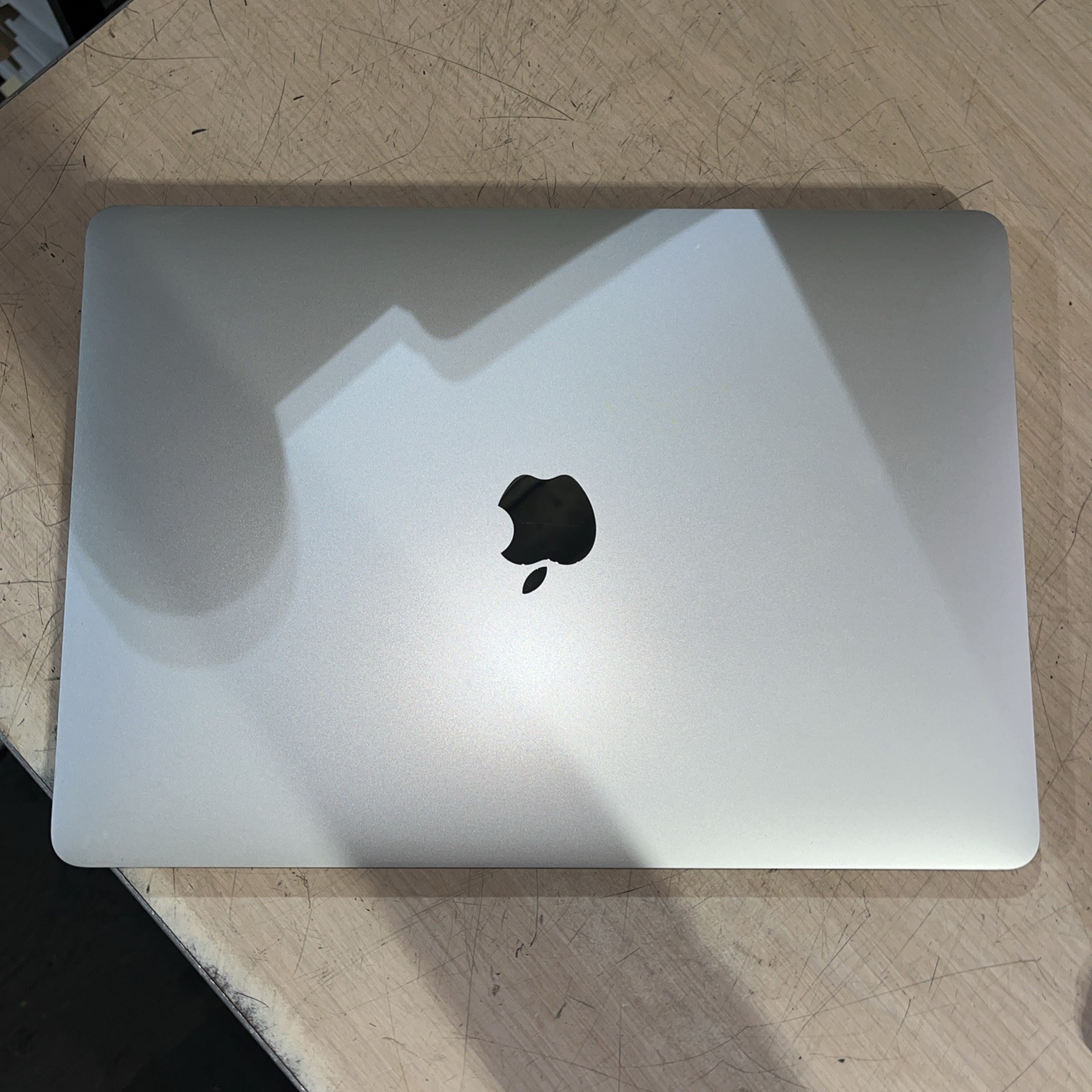 APPLE MACBOOK AIR 13″ SCISSOR,2020 CORE I3-1000NG4 1.1GHZ 8GB RAM 256SSD