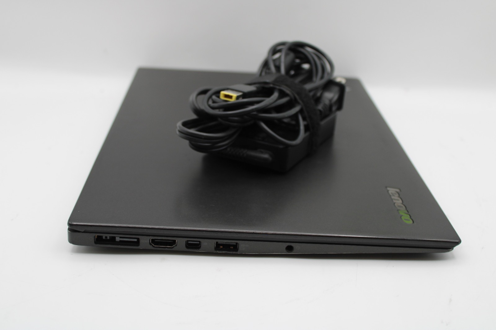 Lenovo ThinkPad X1 Carbon Gen 3 Touch i7-5600U @ 2.6 GHz 8GB RAM 128GB SSD No OS