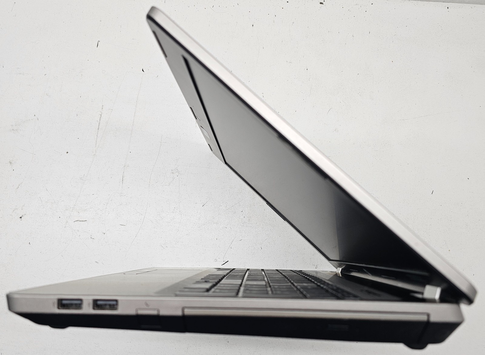 HP ProBook 4530s Laptop Intel Core i3-2350M 4GB Ram NO HD/OS (FL)