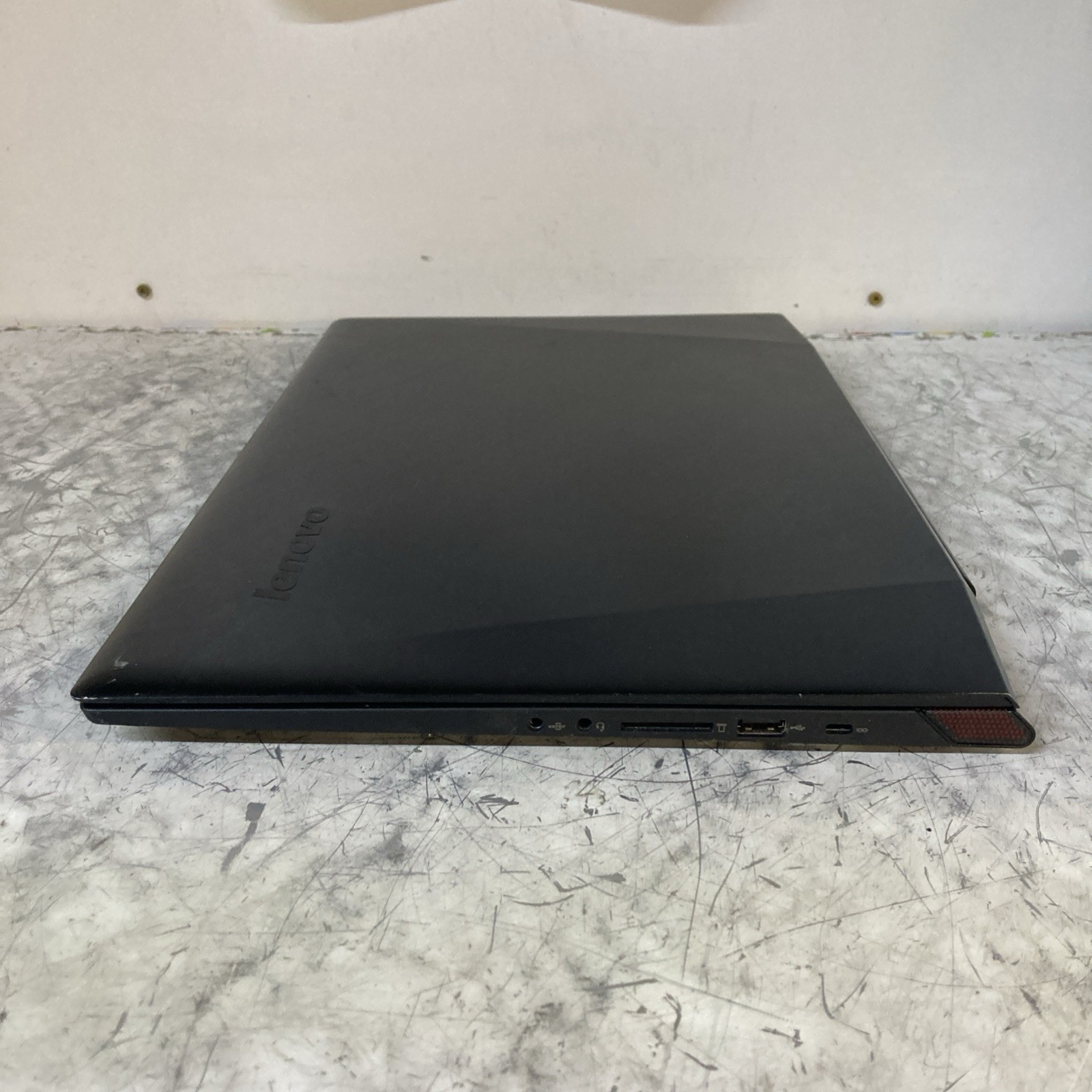 LENOVO Y50-70 unknown cpu, no RAM, NO HDD/OS no power