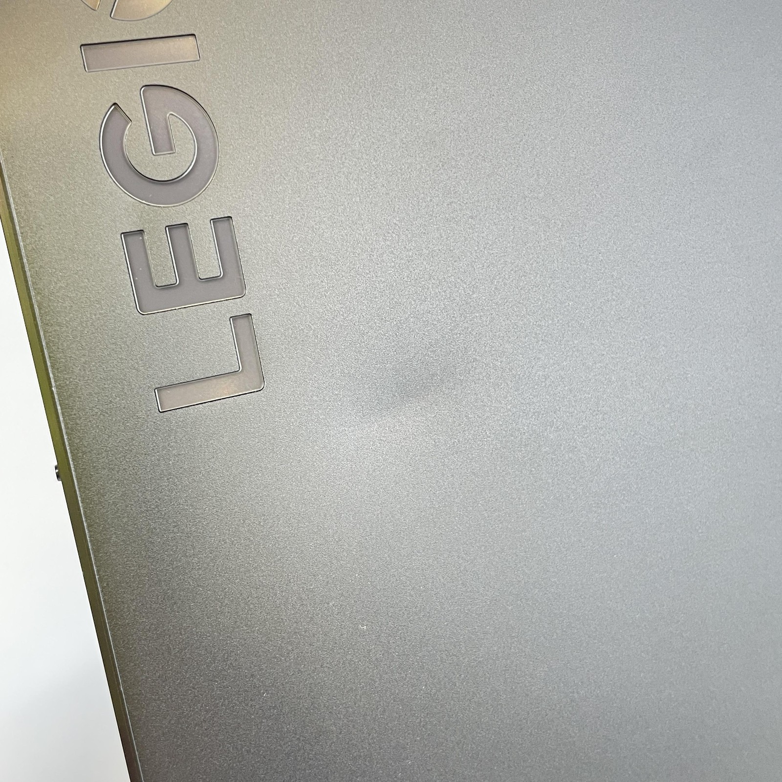 Lenovo Legion 7i 16 Gray 165Hz QHD+ 2.3 GHz i9-12900HX 32GB 2TB SSD RTX 3080 Ti