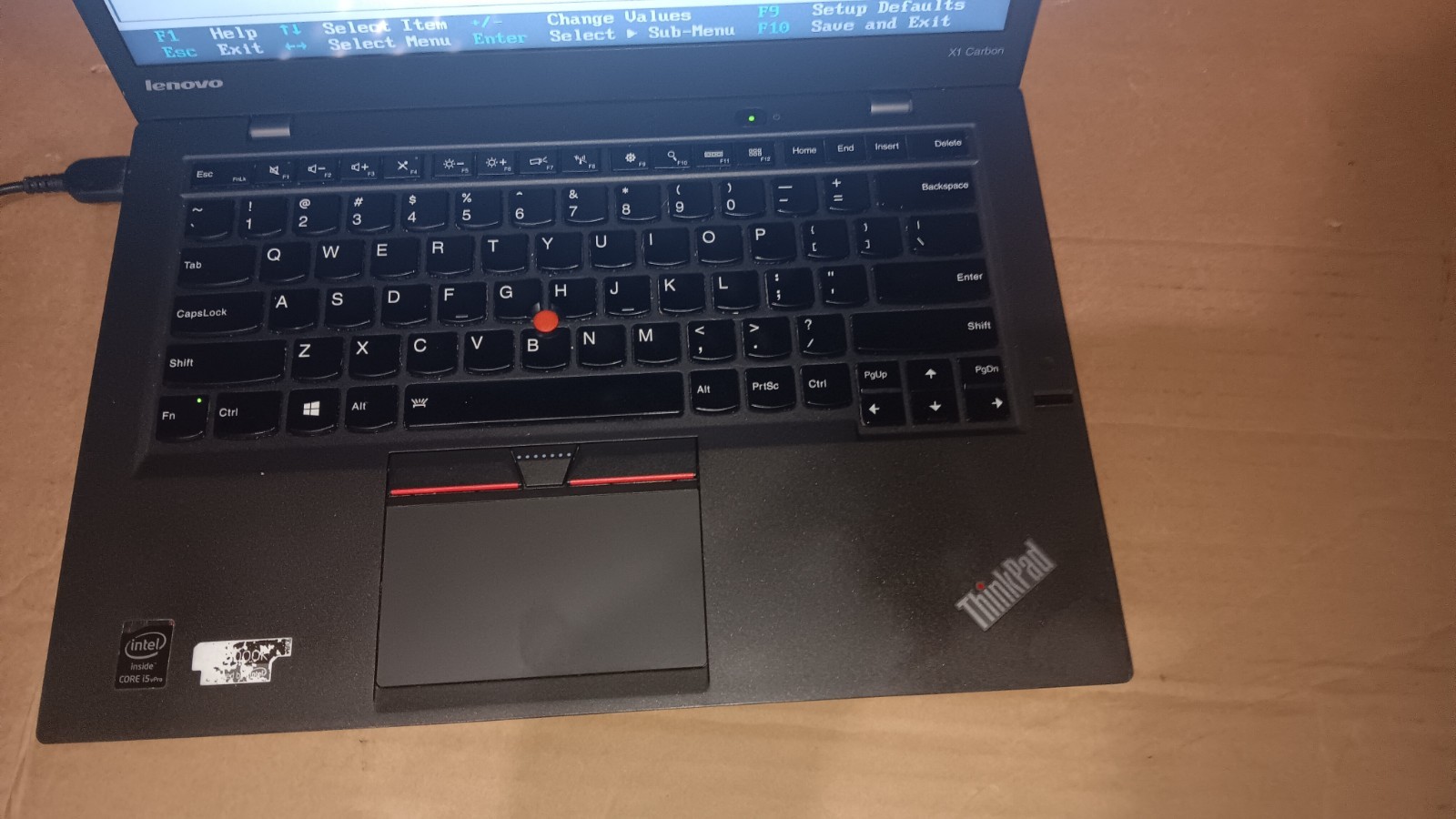 Lenovo ThinkPad X1 Carbon 3rd Gen 14″ Laptop Core i5-5300U @ 2.30 GHz 4 GB Ram