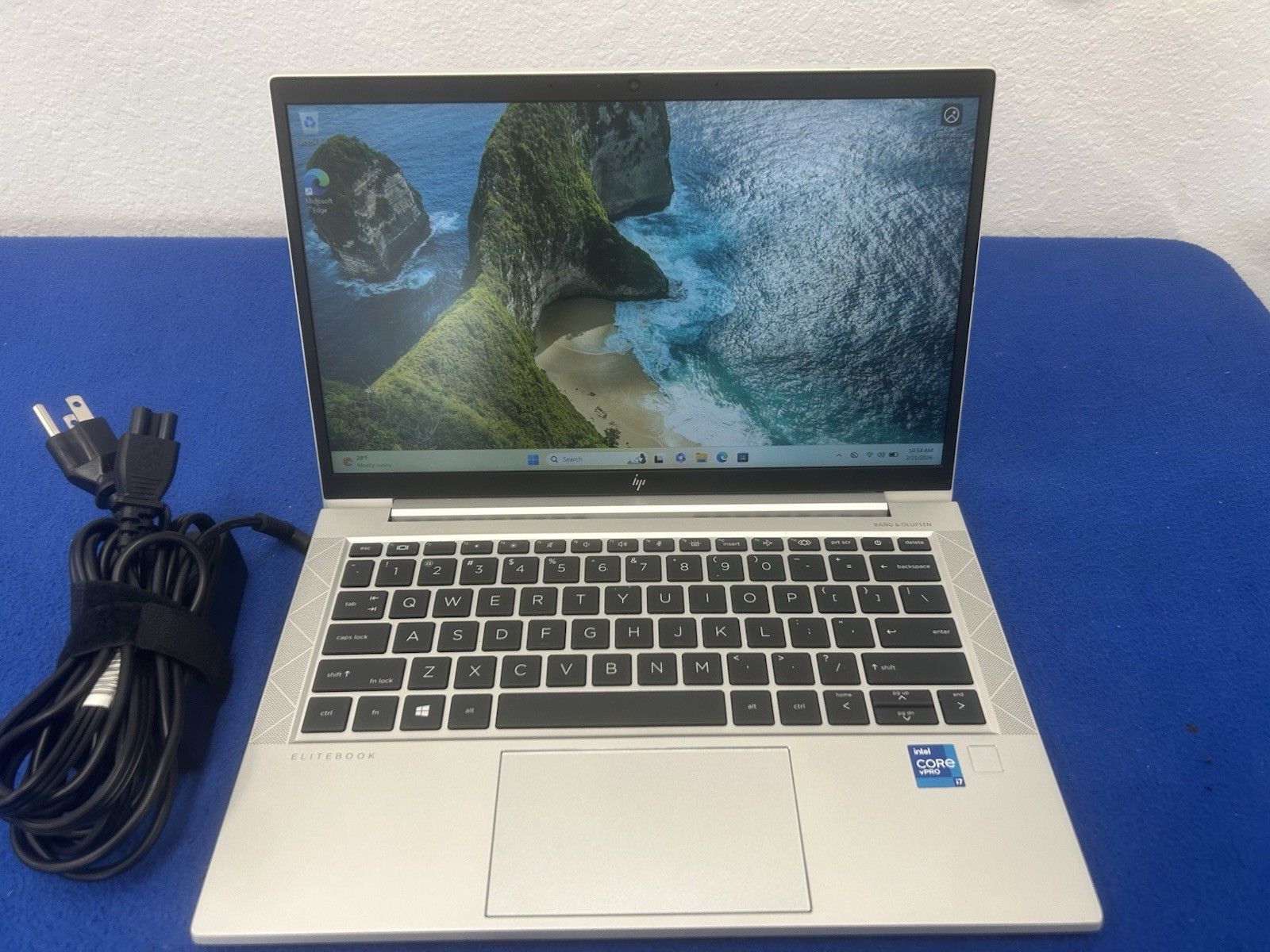 HP EliteBook 830 G8 Laptop, 11th Gen Intel i7, 16GB RAM, 256GB SSD, Win 11 Pro