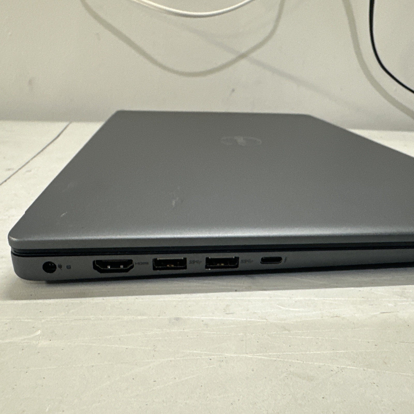 Dell Vostro 7590 I5 9300H 2.40GHz, 8GB RAM, GTX 1050, No SSD/Battery