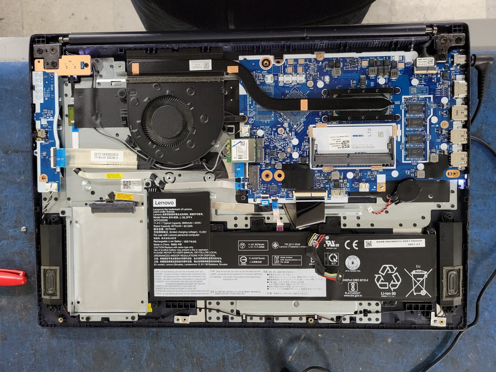 Lenovo IdeaPad 3-17IIL i5-1035G1 4GB RAM *AS IS/No HDD/No OS/BIOS* | LP457