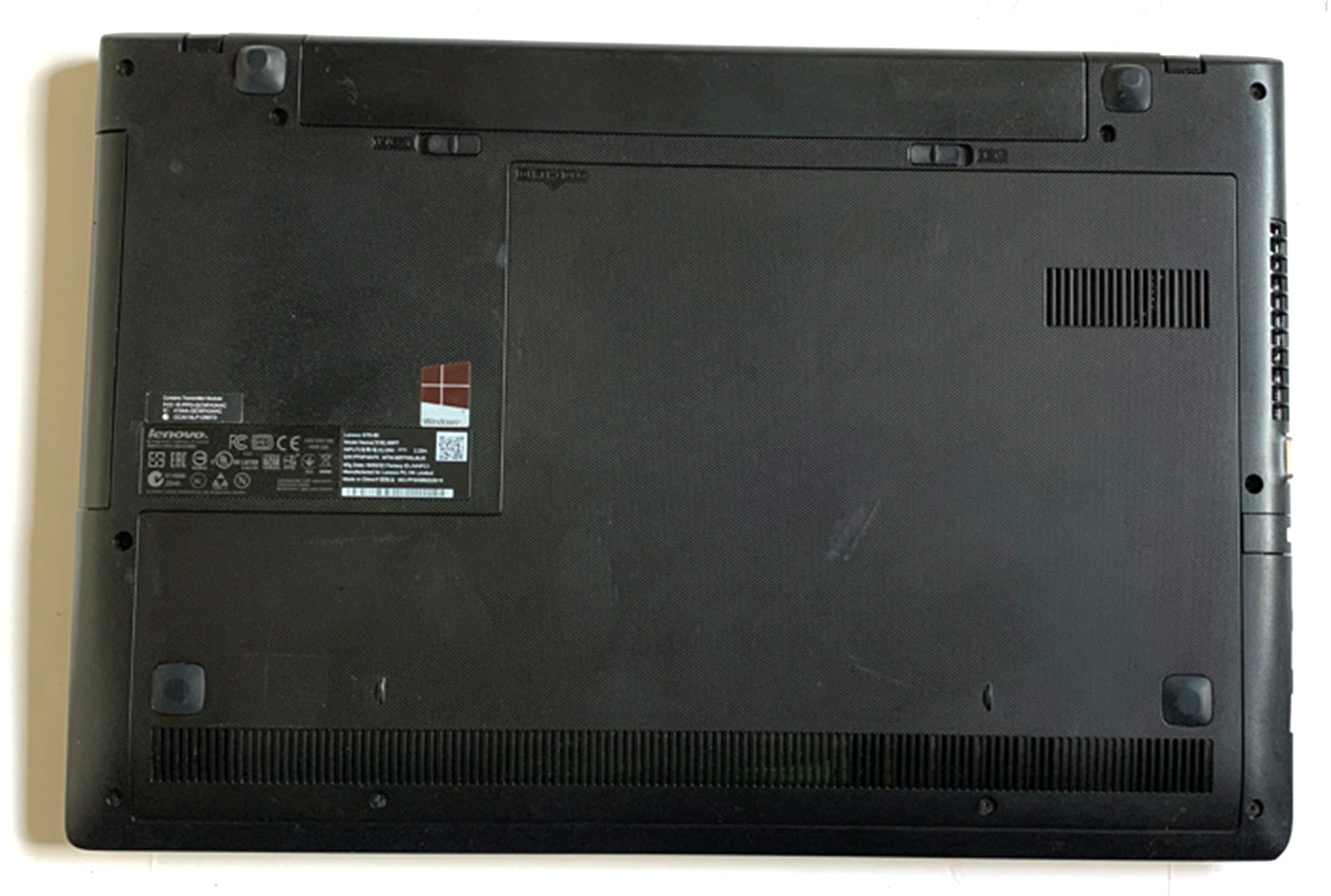Lenove G70-80 17″ WIN 11 ACTIVATED i5-5200U 2.2/2.7GHz CPU 8GB RAM 750GB HDD