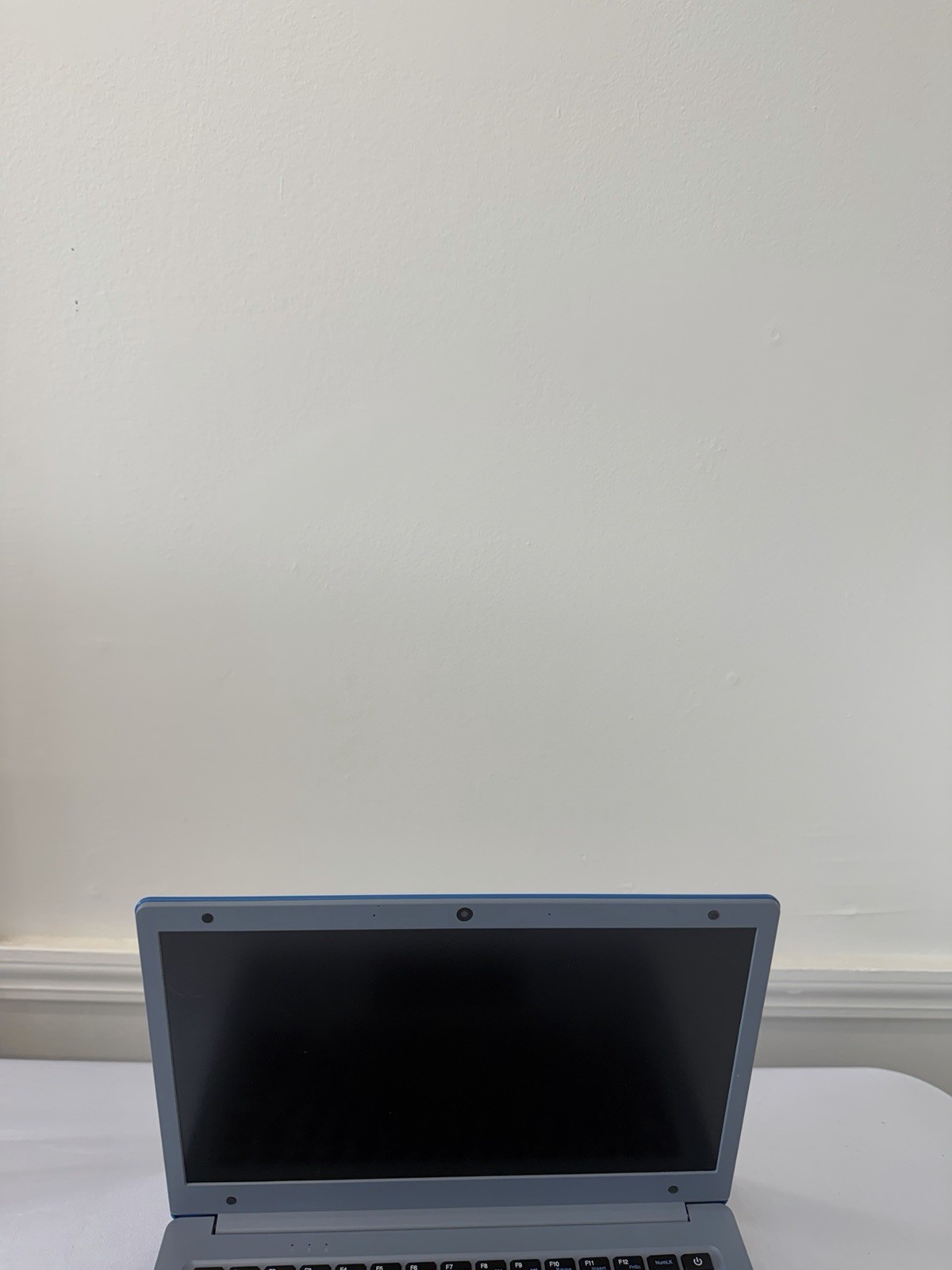 EVOO EV-C-116-5 Laptop – Good Screen – AMD A4-9120e – Read Des