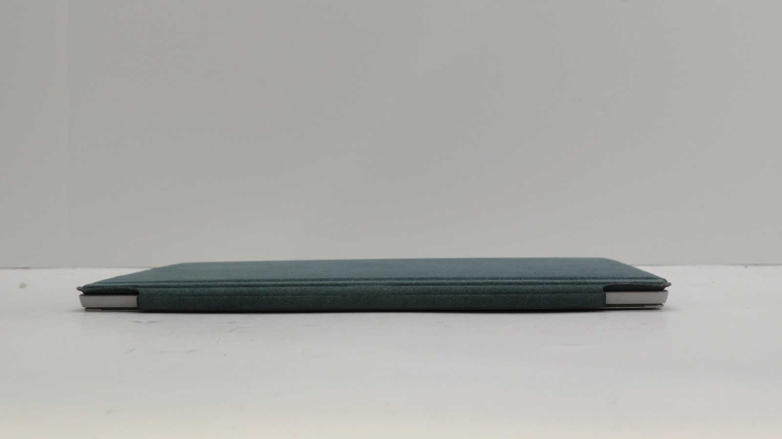 Microsoft Surface Pro 12″ i7-7660u 8GB 256GB – Fair READ DESC