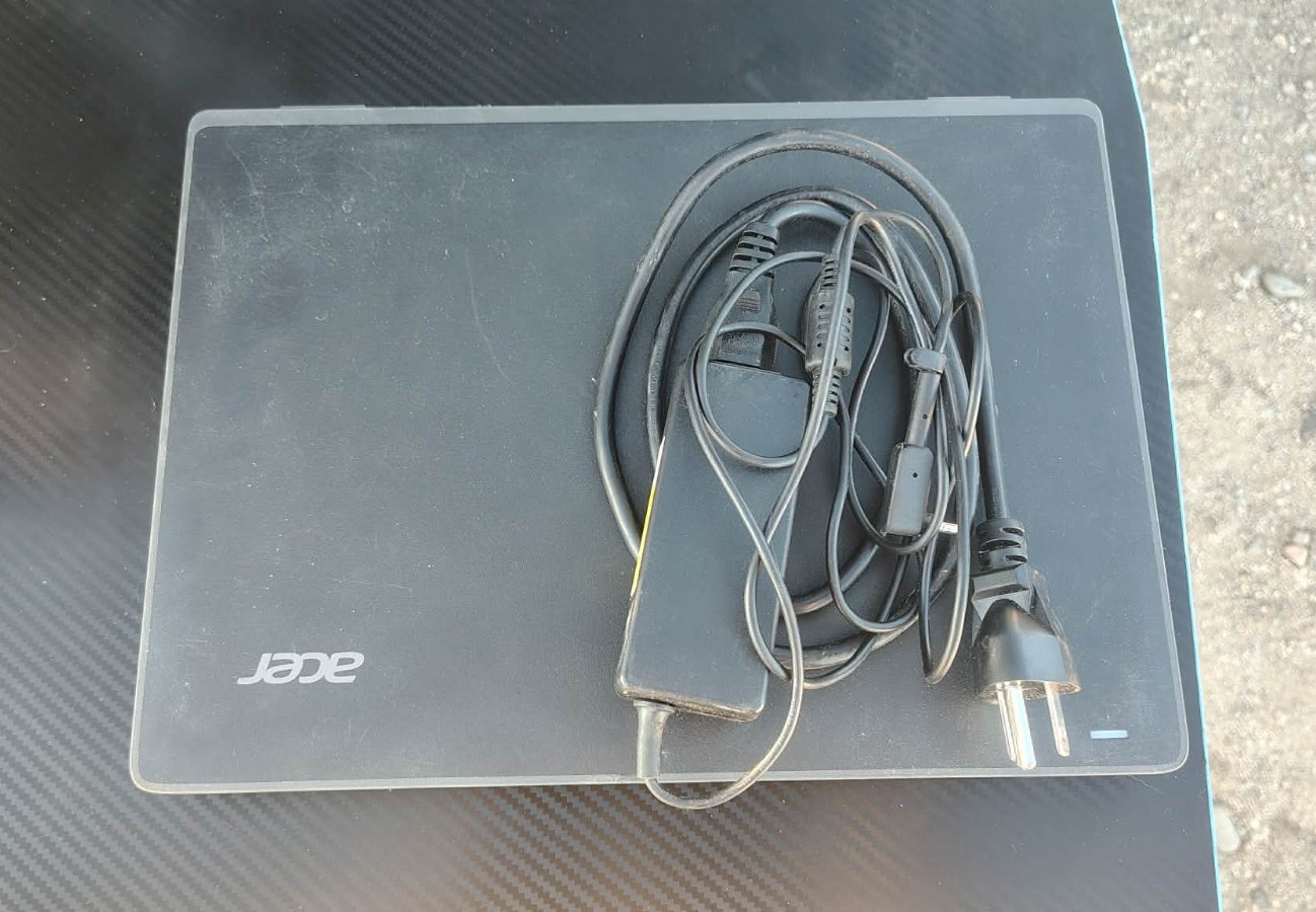 Acer TravelMate B 11.6″ Laptop Intel Celeron Windows Black w/ Charger