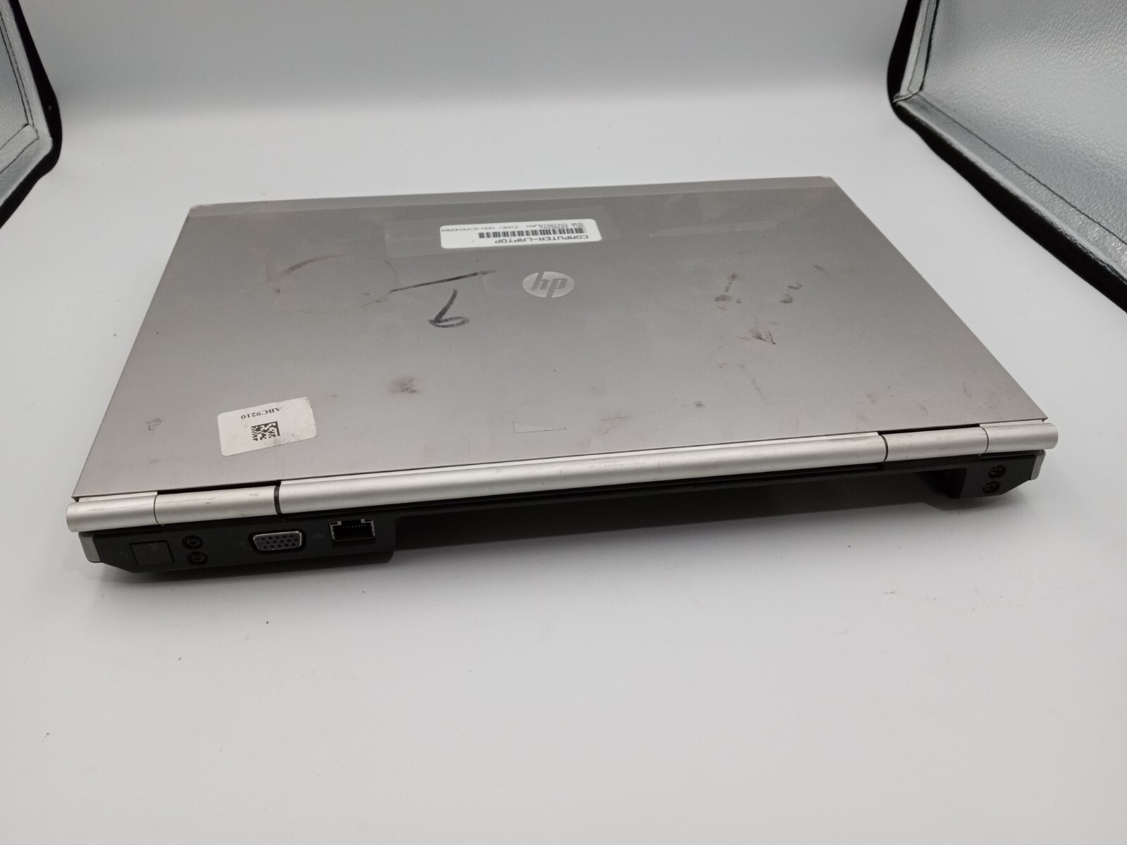 HP EliteBook 8470p 14″ Laptop Intel Core i5-3340M 4GB RAM – BOOTS – READ -RR