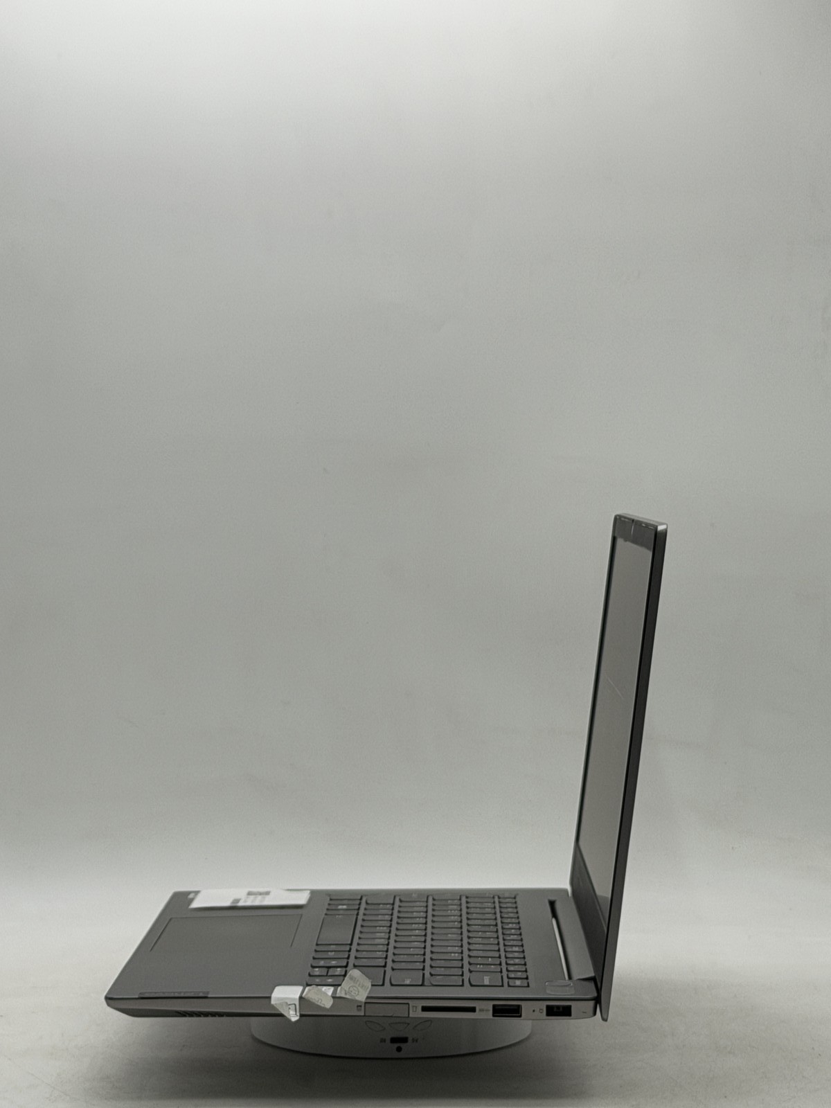 Lenovo ThinkBook (14-IIL) 14in i5-1035G1 8GB 256GB No OS {READ}