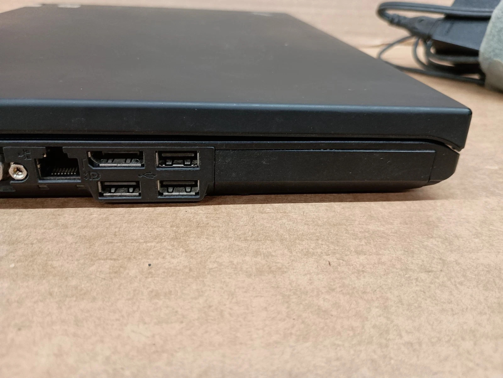 Lenovo ThinkPad T410 i5-M520 2.4GHz 8GB 240GB SSD DVD+RW Win 11 Office 365