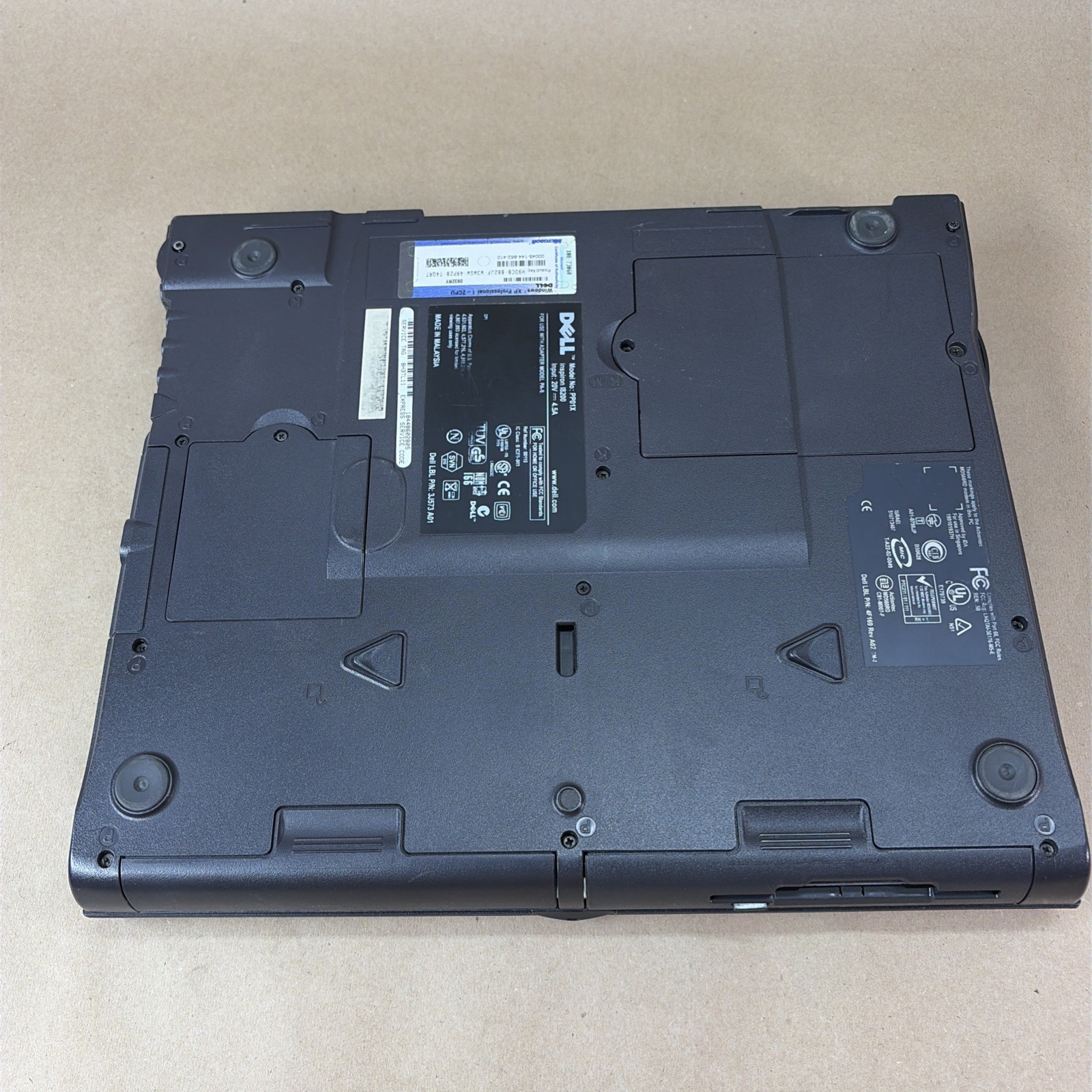 FOR PARTS Dell Inspiron 8200 PP01X Intel Pentium 4 Laptop UNTESTED