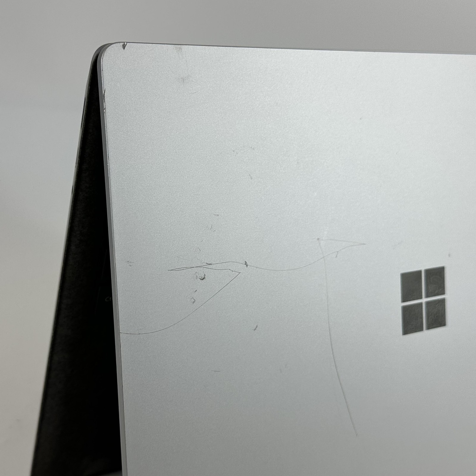 Microsoft Surface Laptop 3 13.5 2K TOUCH i7-1065G7 1.30GHz 16GB 512GB SSD Good