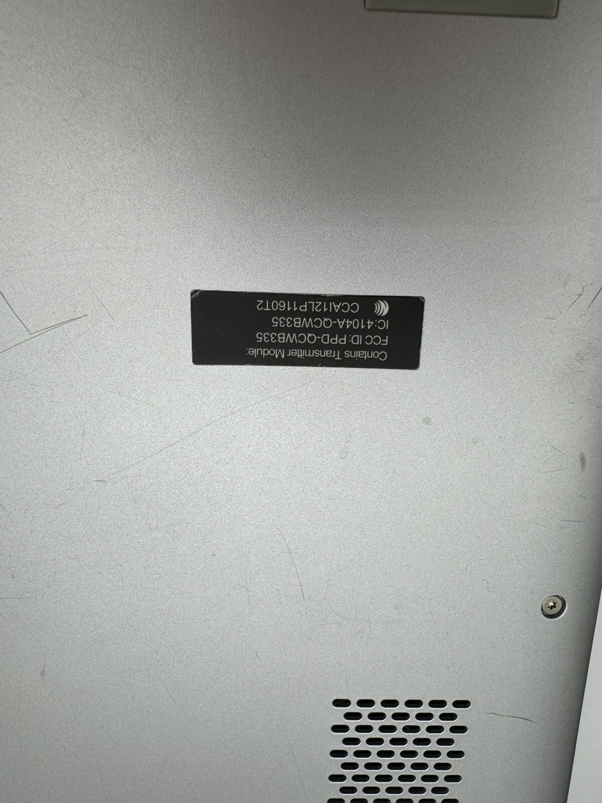 Lenovo Core i3 20V 2.25A S/N: YB04969005 W Charger