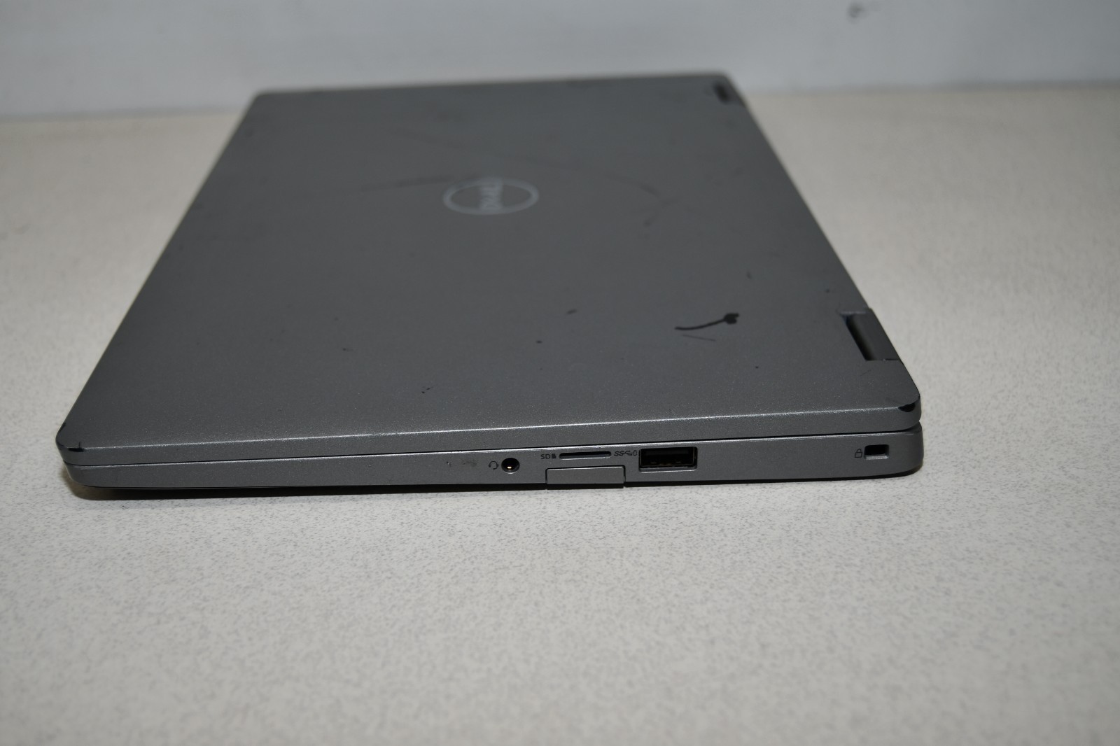 ^ Dell Latitude 5310 2 IN 1 13.3″ Laptop i5-10310U @ 1.70GHz 16GB Ram No #X6501