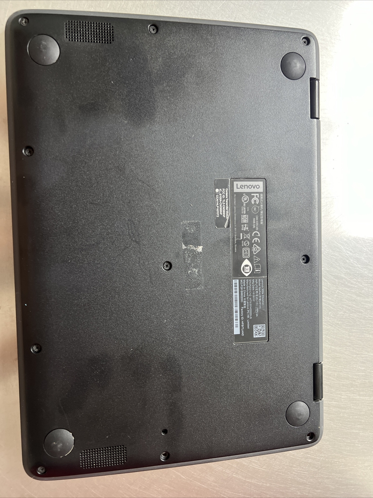 Lenovo 11.6″ 300e Gen 1 Chromebook Touchscreen 2in1 MediaTek 2.1GHz 4GB RAM 32GB