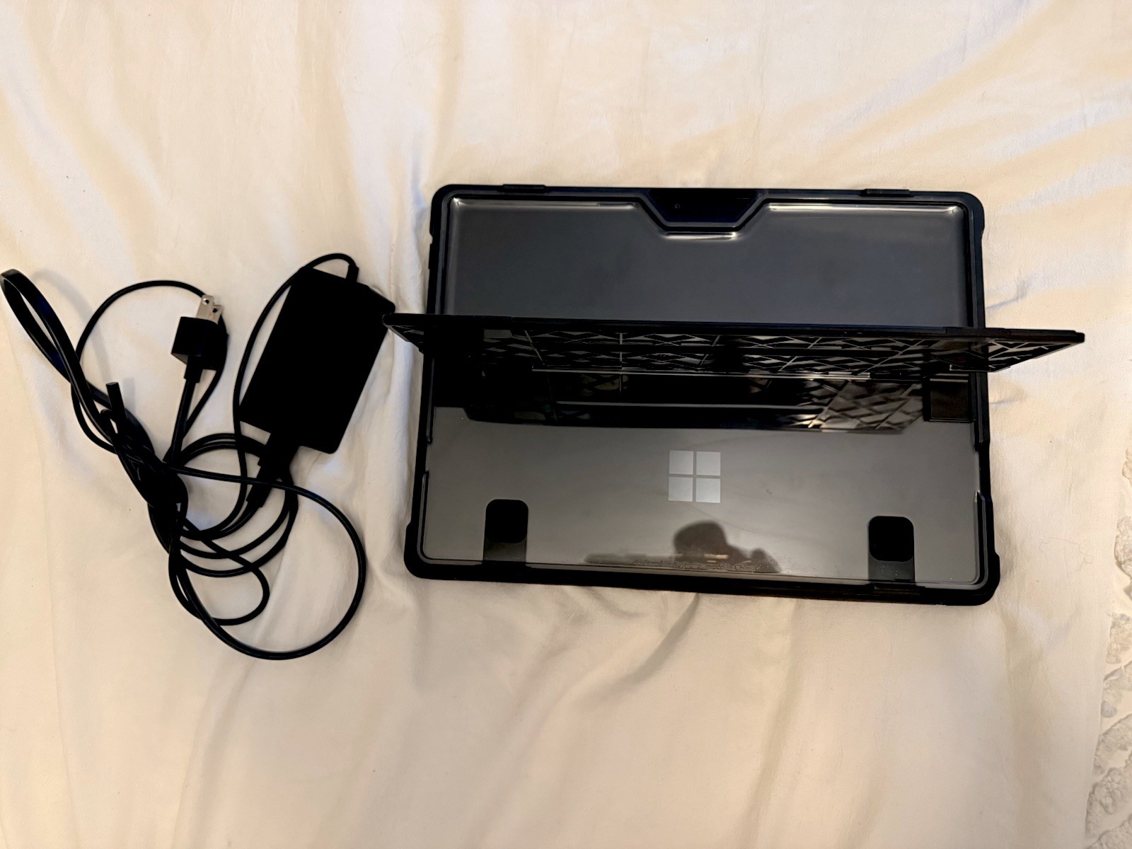 Microsoft Surface Pro X 16GB RAM 512GB SSD SQ1 Keyboard Windows 11 Touchscreen