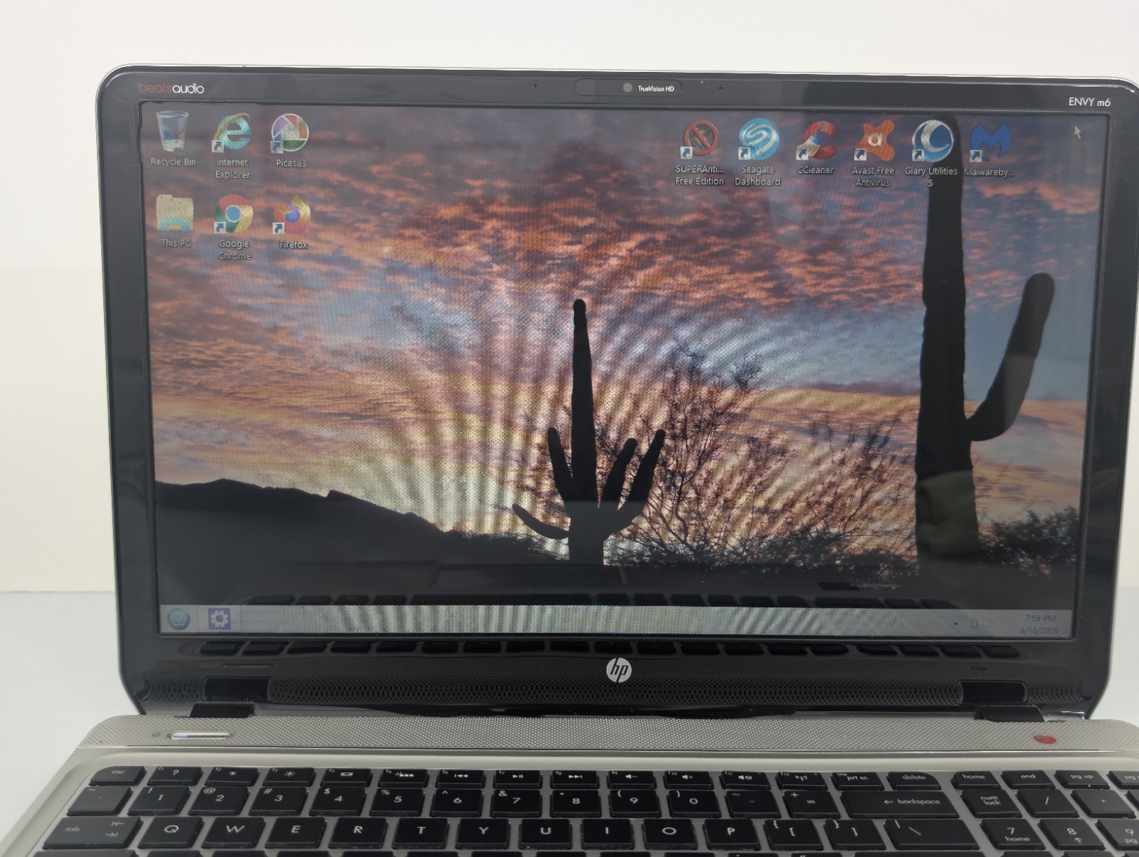 HP Envy M6 15.6″ AMD A10-4600M 2.3GHz Win8 Beats