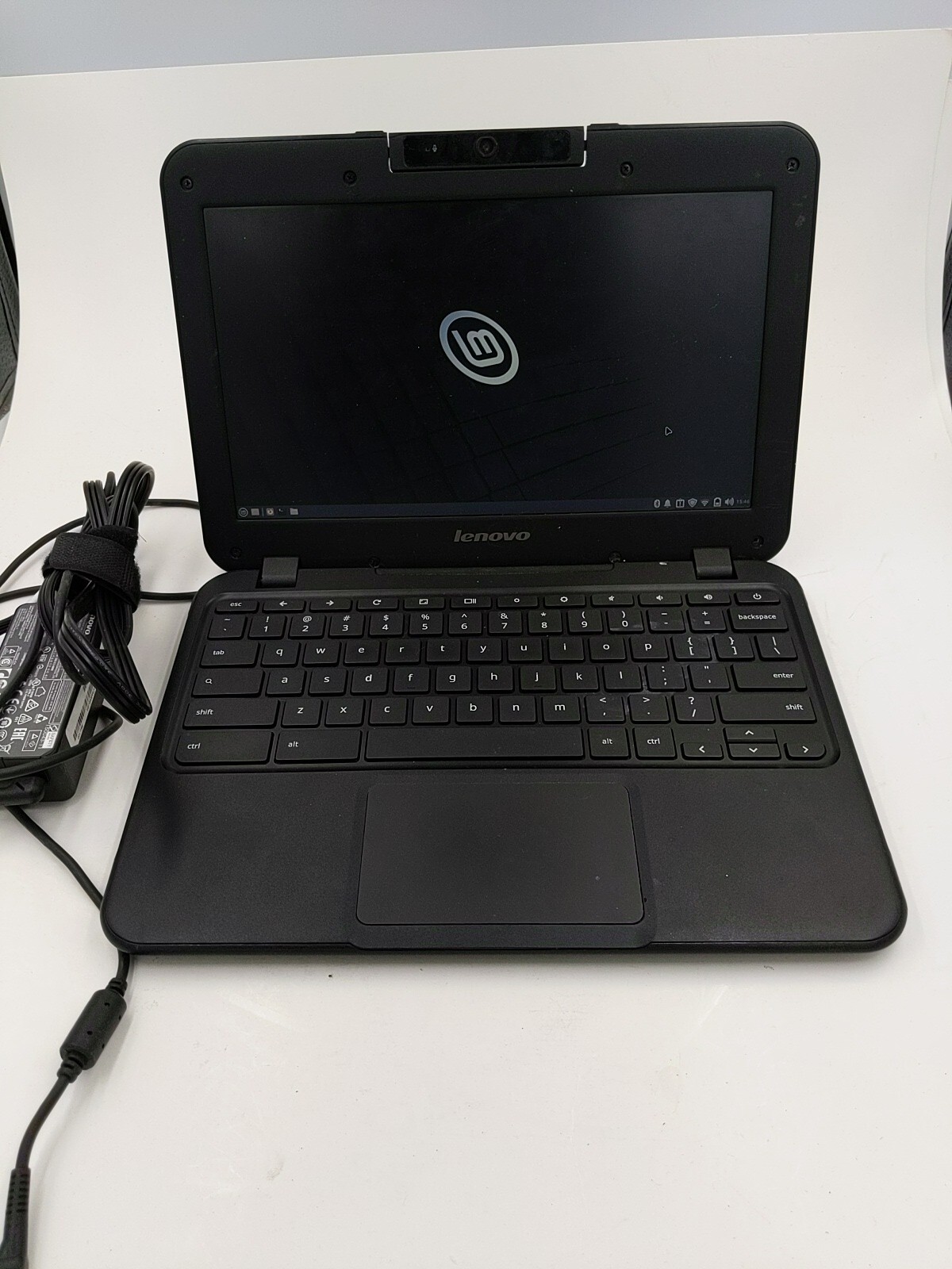 Linux Mint Laptop Lenovo N21 11.6″ Intel Celeron N2840 4GB RAM 16GB SSD