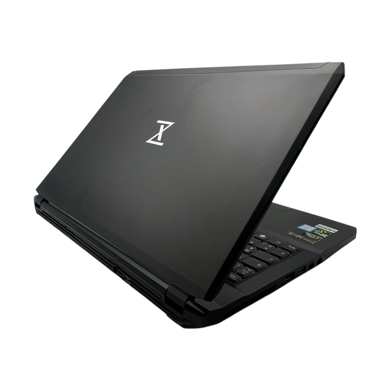 Clevo P651HP | Intel i7-7700HQ | 32GB | RAM 256GB M.2 SSD+500GB SSD | GTX1060 6GB