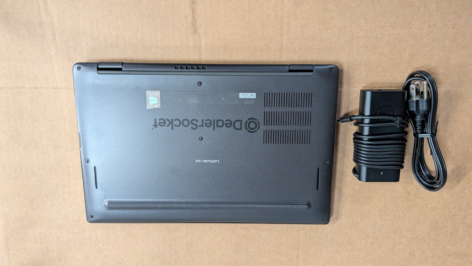 Dell Latitude 7420 14″ FHD i5-1145G7 2.60GHz 16GB 256GB WIN11P W/AC Fair note