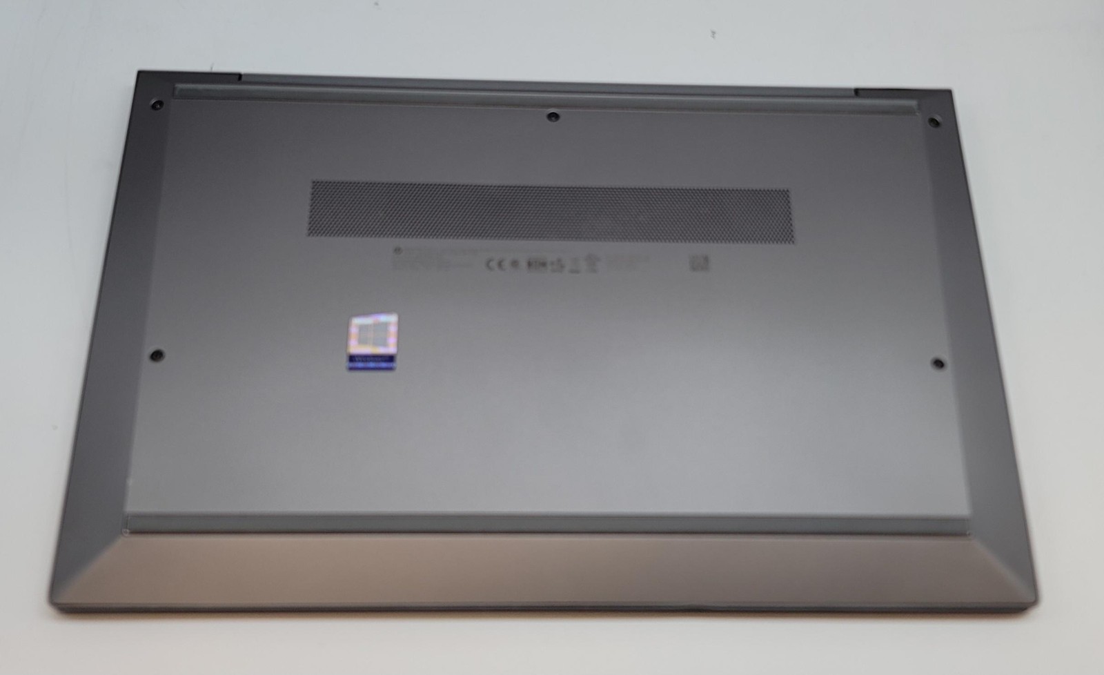 HP ZBook Firefly 14 G8 Mobile Intel i5-1145G7 16GB RAM/512 SSD Windows 11 Pro