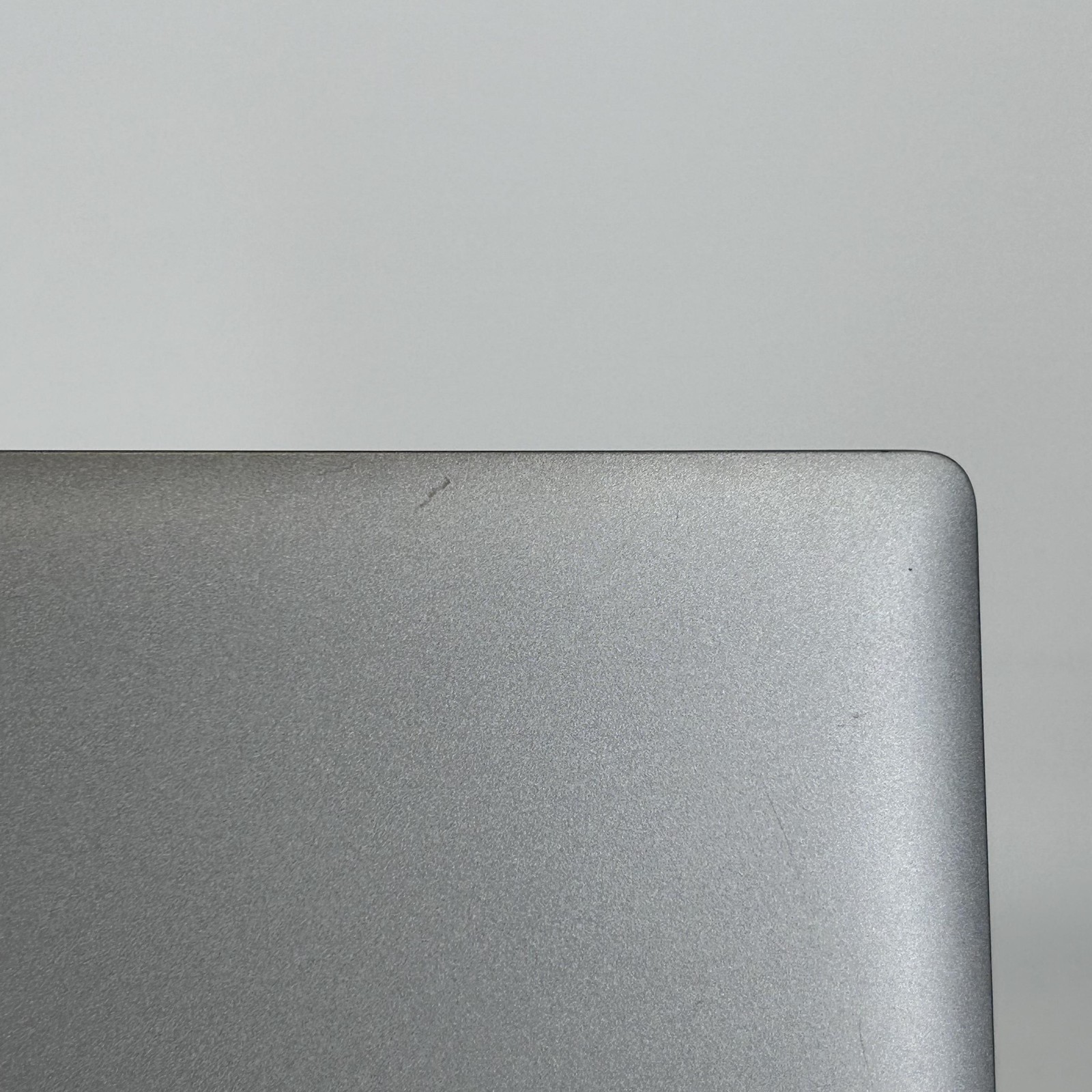 Dell Latitude 5450 14 Gray FHD 1.7 GHz Ultra 7 165U 32GB 512GB SSD Very Good