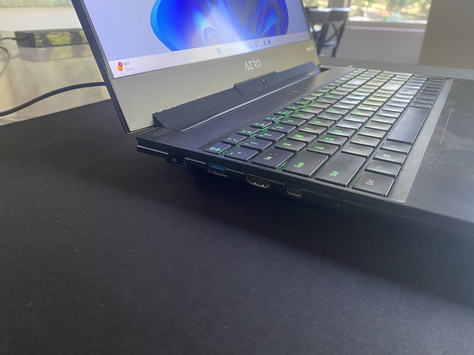 Gigabyte Aero 15WV8, Intel Core I7-8750H CPU 2.20 GH, NVIDIA GeForce GTX 1060