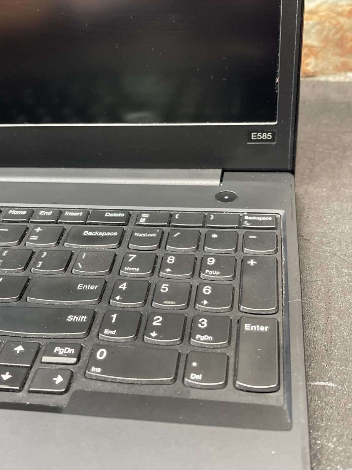 Lenovo ThinkPad E585 Tested LCD Screen w/ Chassis & Battery – No Motherboard’s