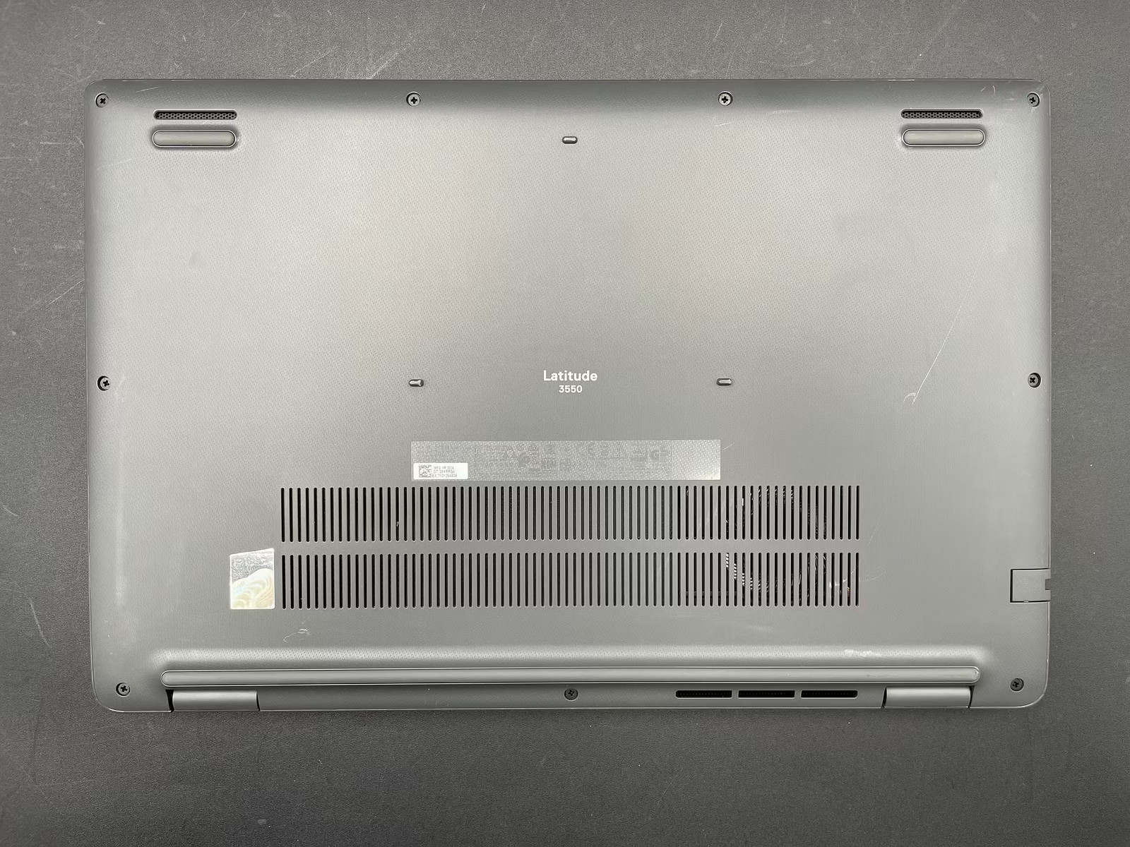 Dell Latitude 3550 Used 15.5″ (i7-1355U-16GB-256GB NVMe)