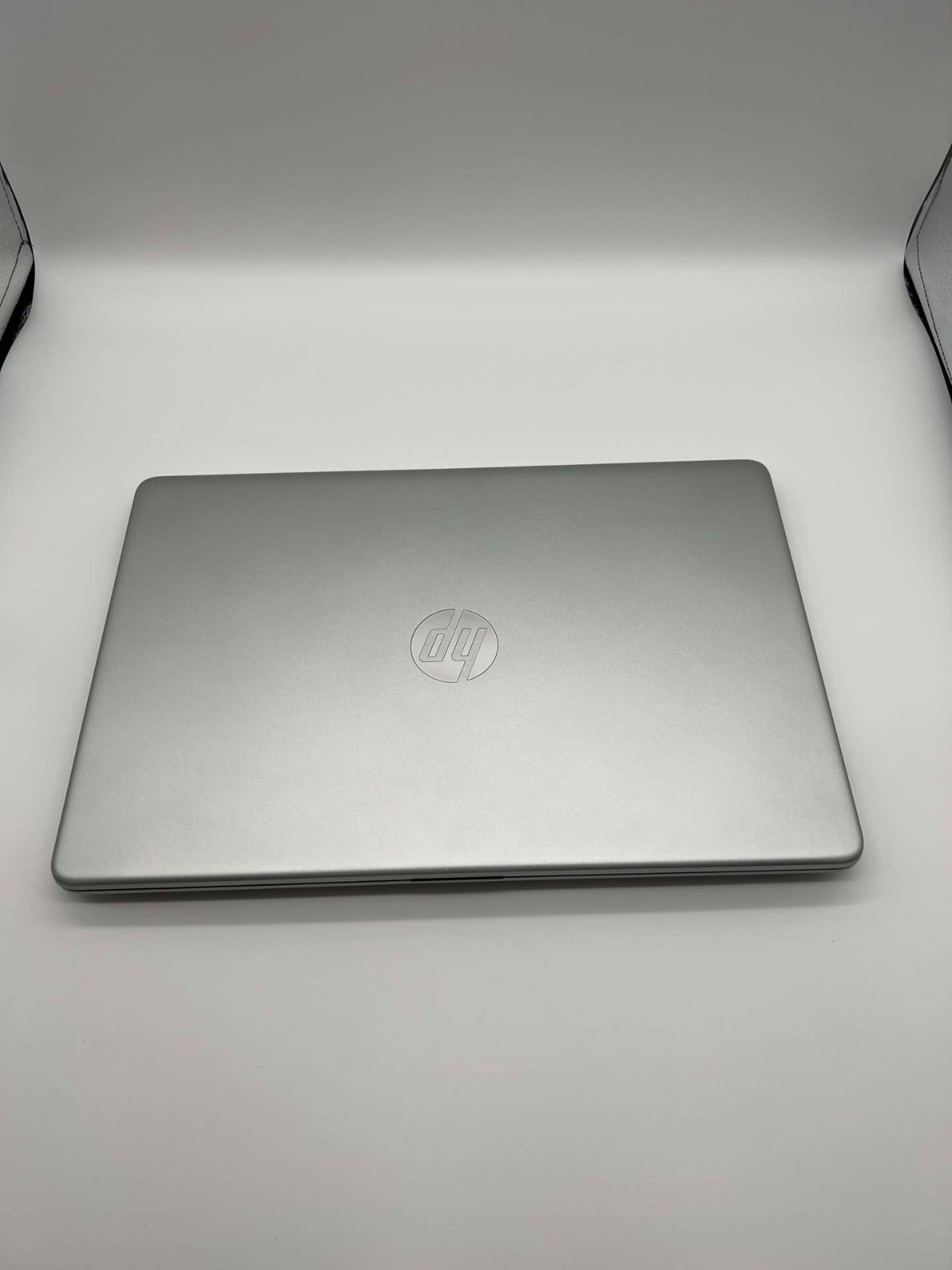 HP 15.6″ Athlon 3050U 4GB 128GB SSD Win10 S Mode battery issue