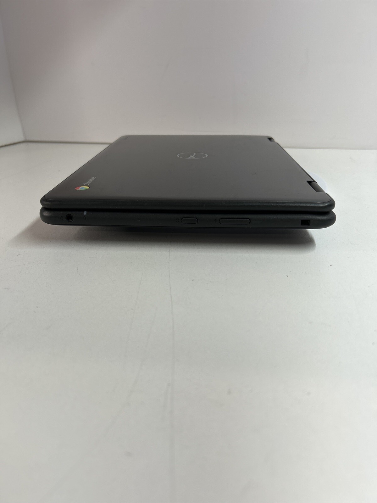 Dell Inspiron 3181 Chromebook 11.6″ Intel Celeron N4000 4GB RAM 32GB eMMC